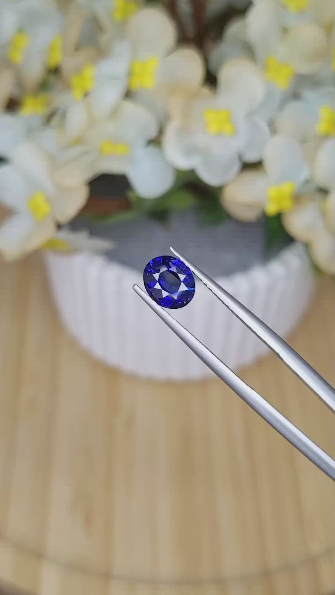 1.17 Ct. Blue Sapphire from Ceylon (Sri Lanka) Size Video