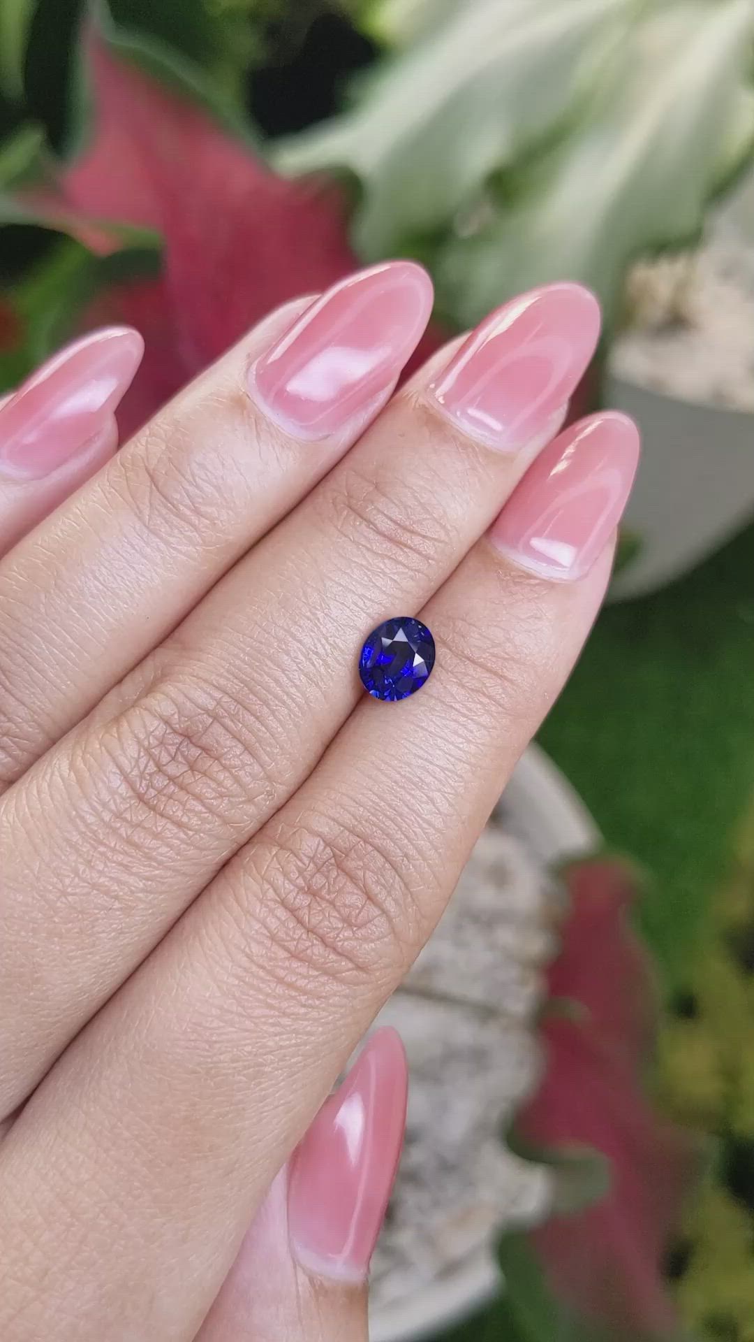 1.17 Ct. Blue Sapphire from Ceylon (Sri Lanka) Size Video