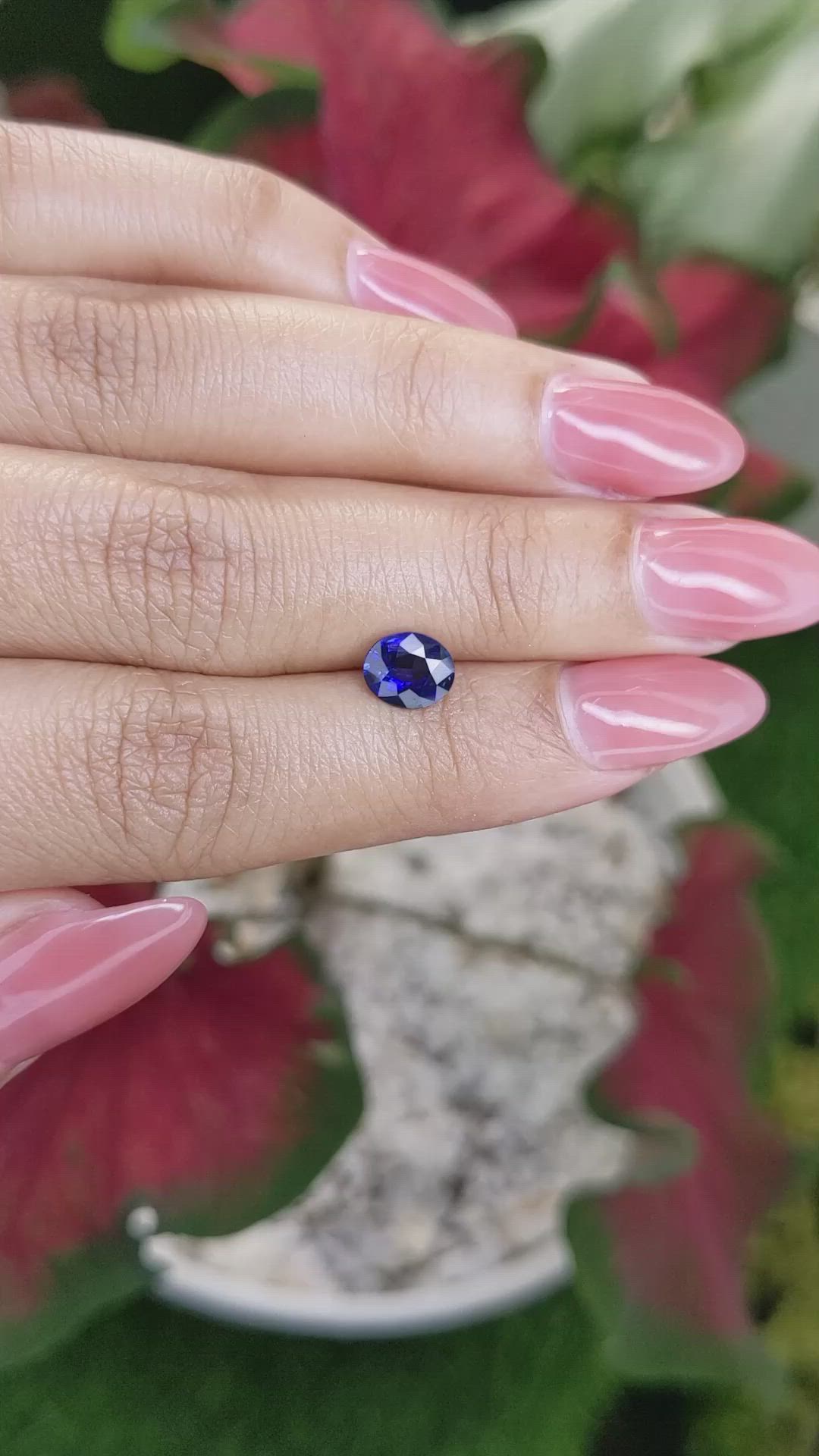 1.17 Ct. Blue Sapphire from Ceylon (Sri Lanka) Size Video