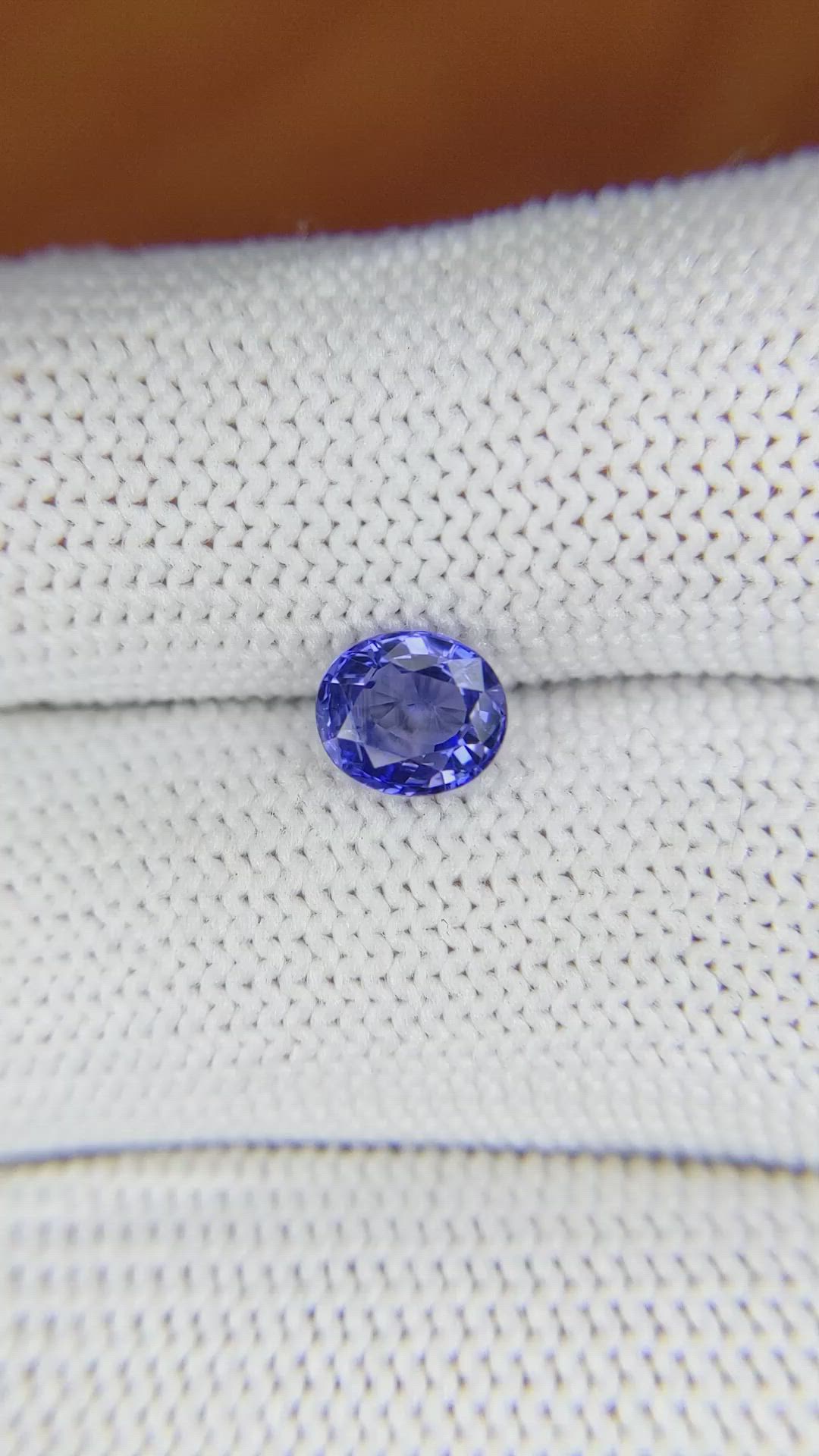 1.04 Ct. Blue Sapphire from Ceylon (Sri Lanka) Size Video