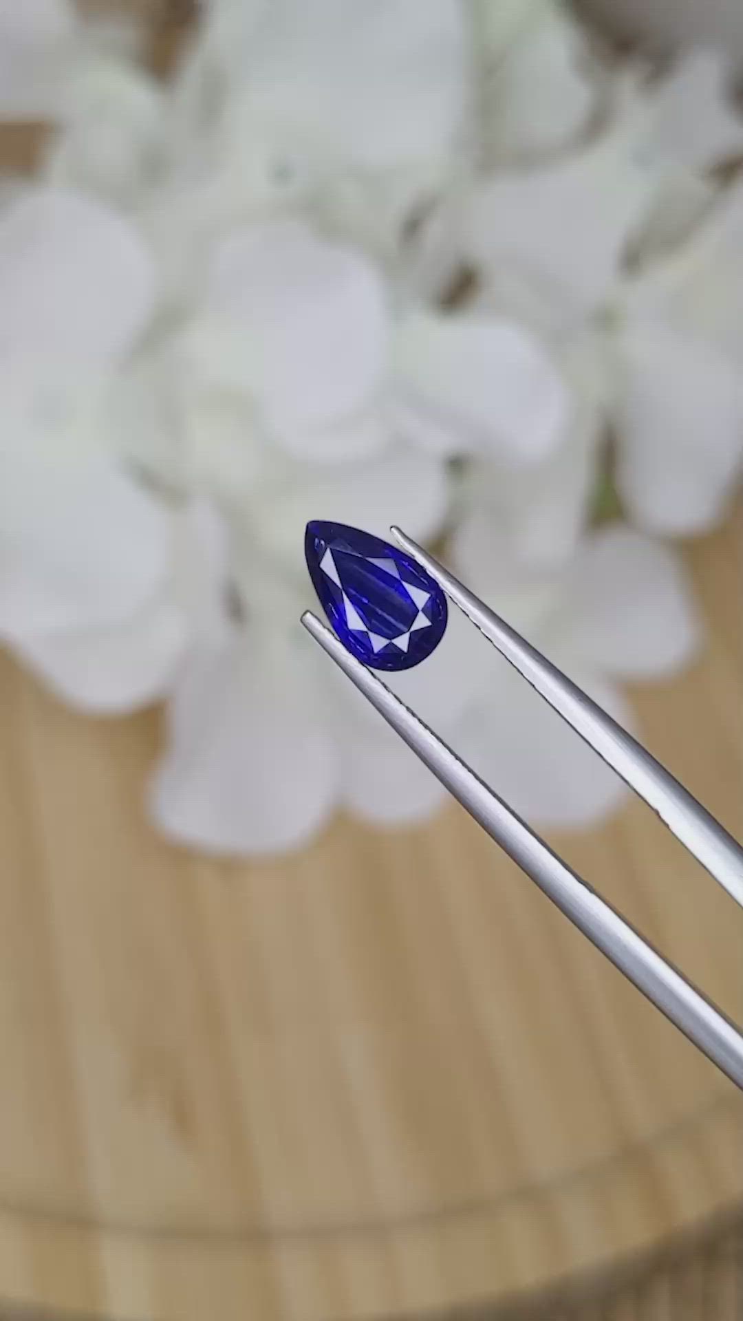1.65 Ct. Blue Sapphire from Ceylon (Sri Lanka) Size Video