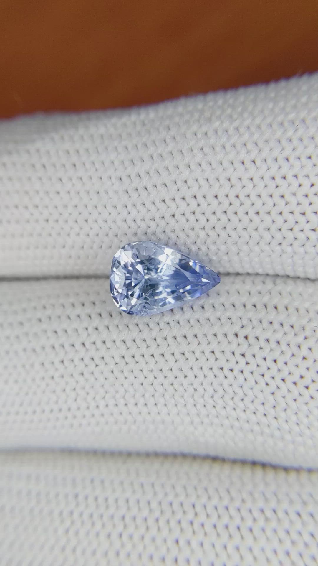 2.71 Ct. Blue Sapphire from Ceylon (Sri Lanka) Size Video