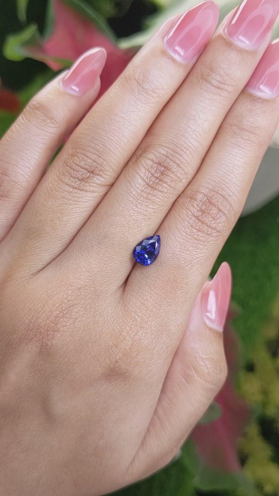 1.59 Ct. Blue Sapphire from Ceylon (Sri Lanka) Size Video