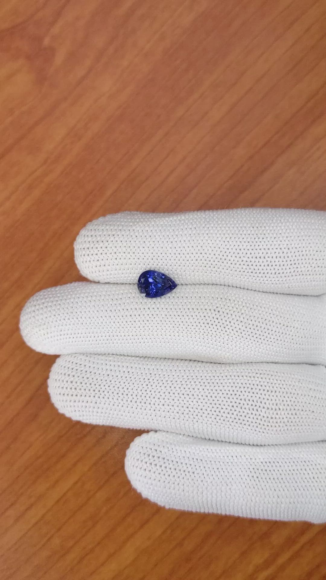 1.59 Ct. Blue Sapphire from Ceylon (Sri Lanka) Size Video