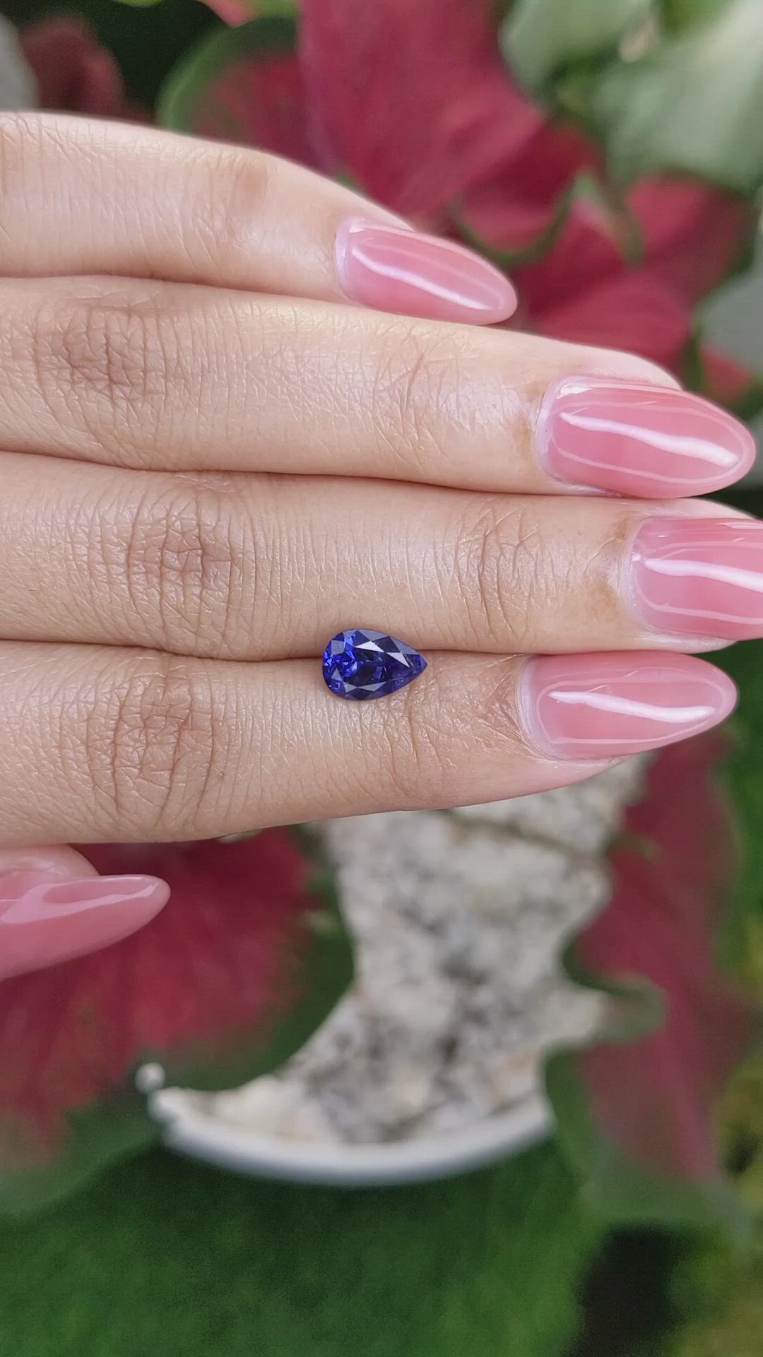 1.59 Ct. Blue Sapphire from Ceylon (Sri Lanka) Size Video
