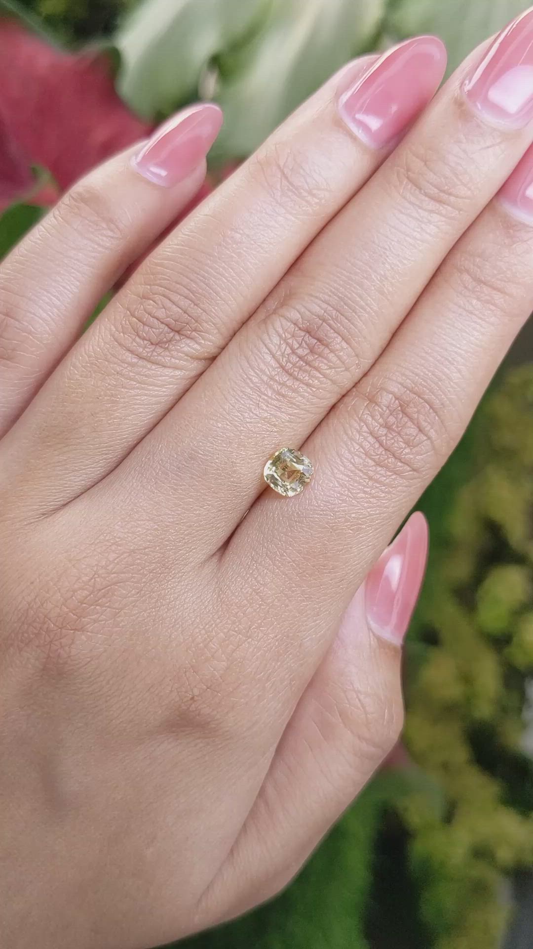 1.30 Ct. Yellow Sapphire from Ceylon (Sri Lanka) Size Video