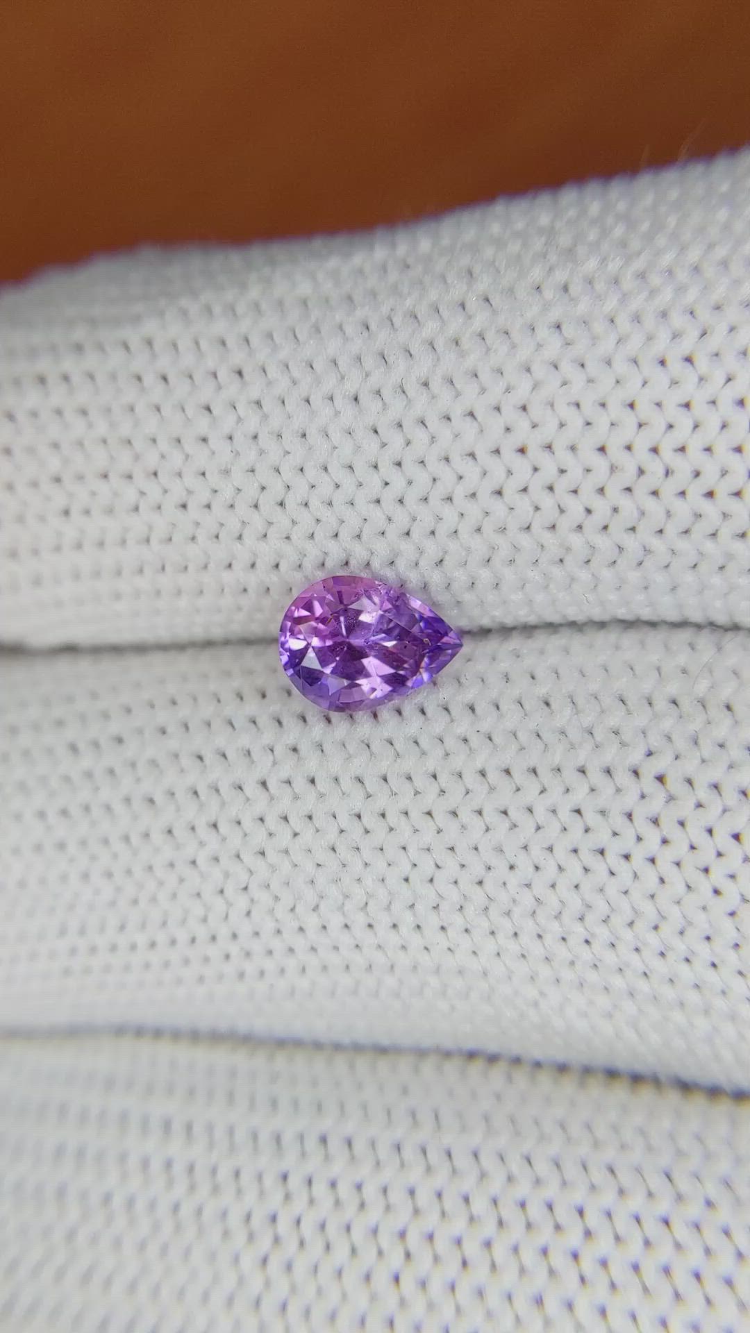 1.00 Ct. Pinkish Purple Sapphire from Ceylon (Sri Lanka) Size Video