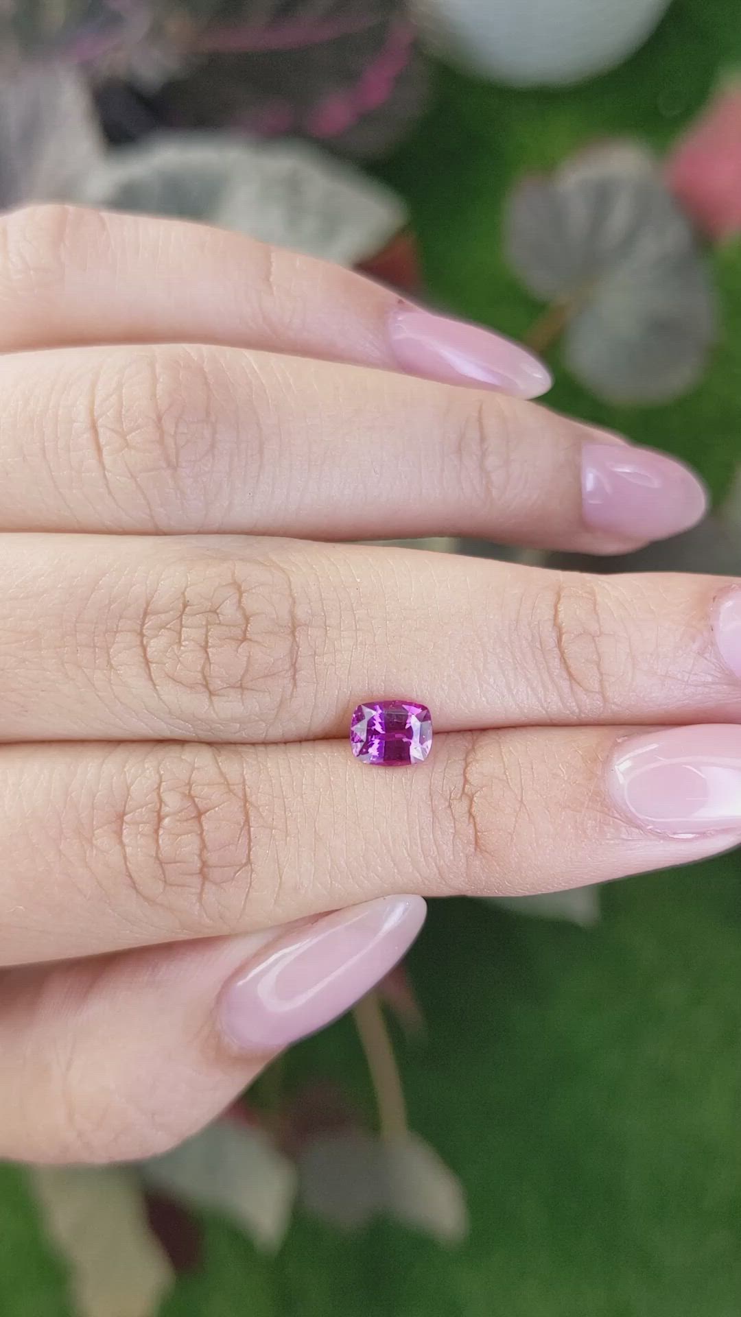 0.96 Ct. Purplish Pink Sapphire from Ceylon (Sri Lanka) Size Video