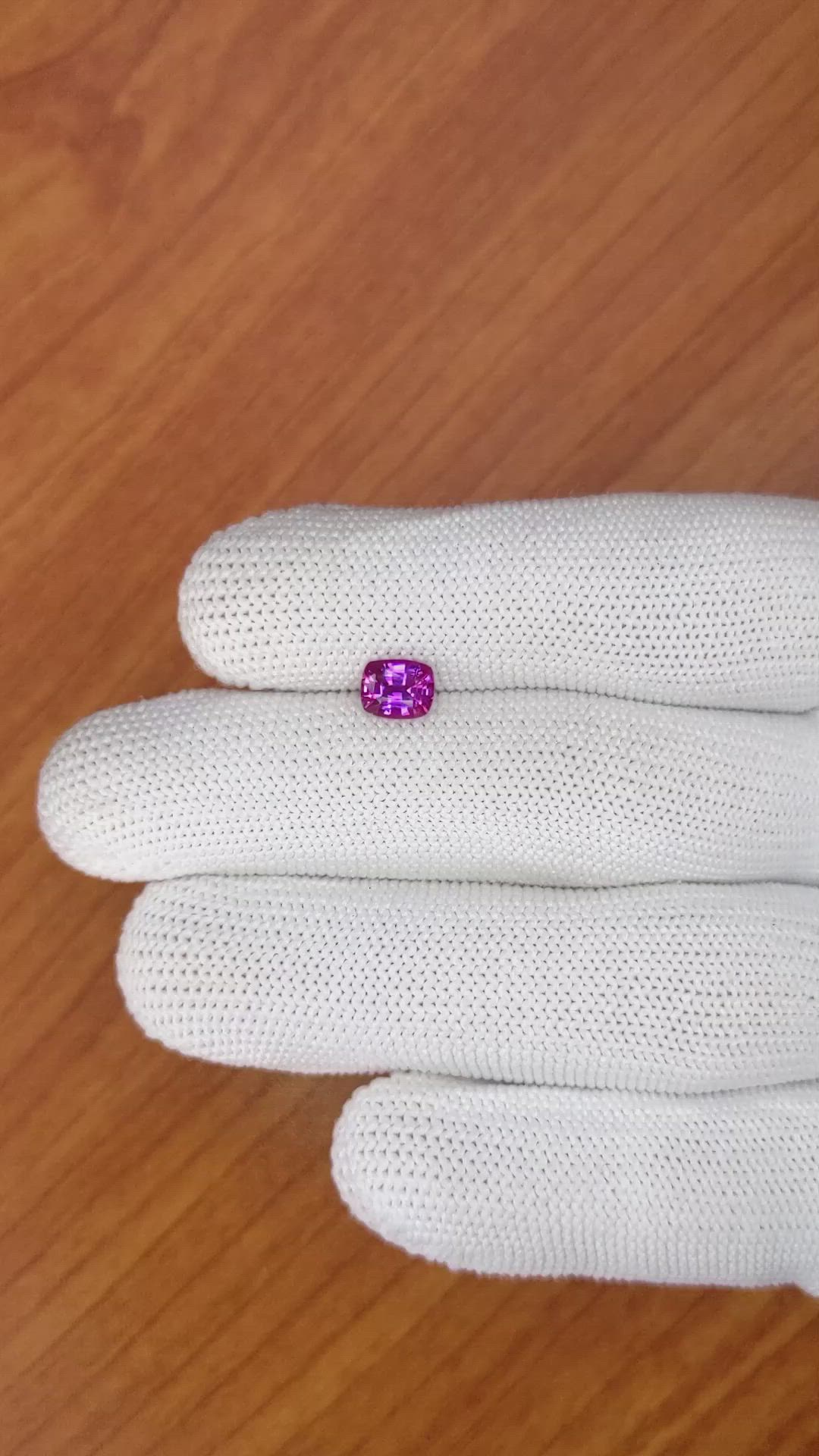 0.96 Ct. Purplish Pink Sapphire from Ceylon (Sri Lanka) Size Video