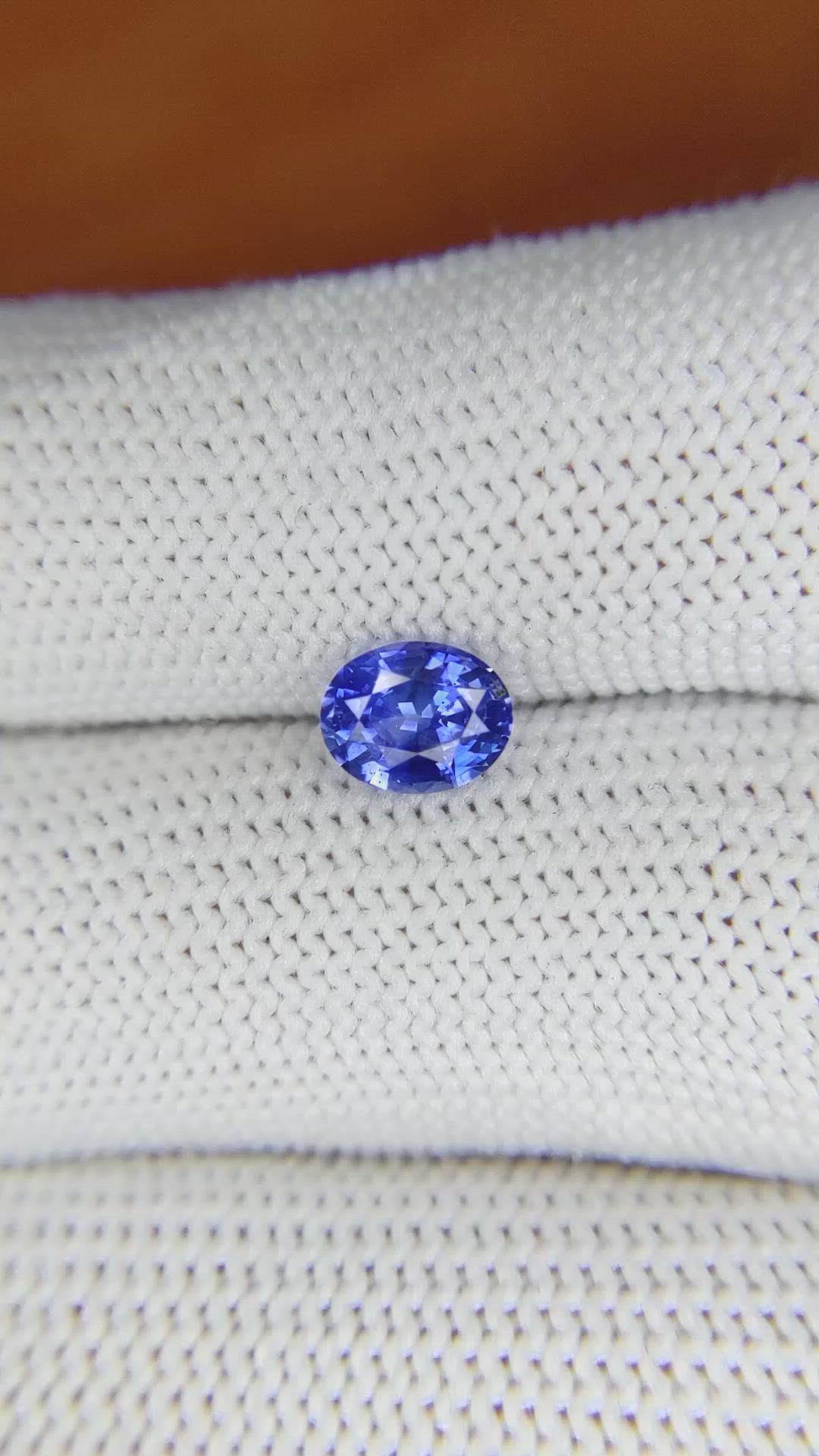 1.08 Ct. Blue Sapphire from Ceylon (Sri Lanka) Size Video