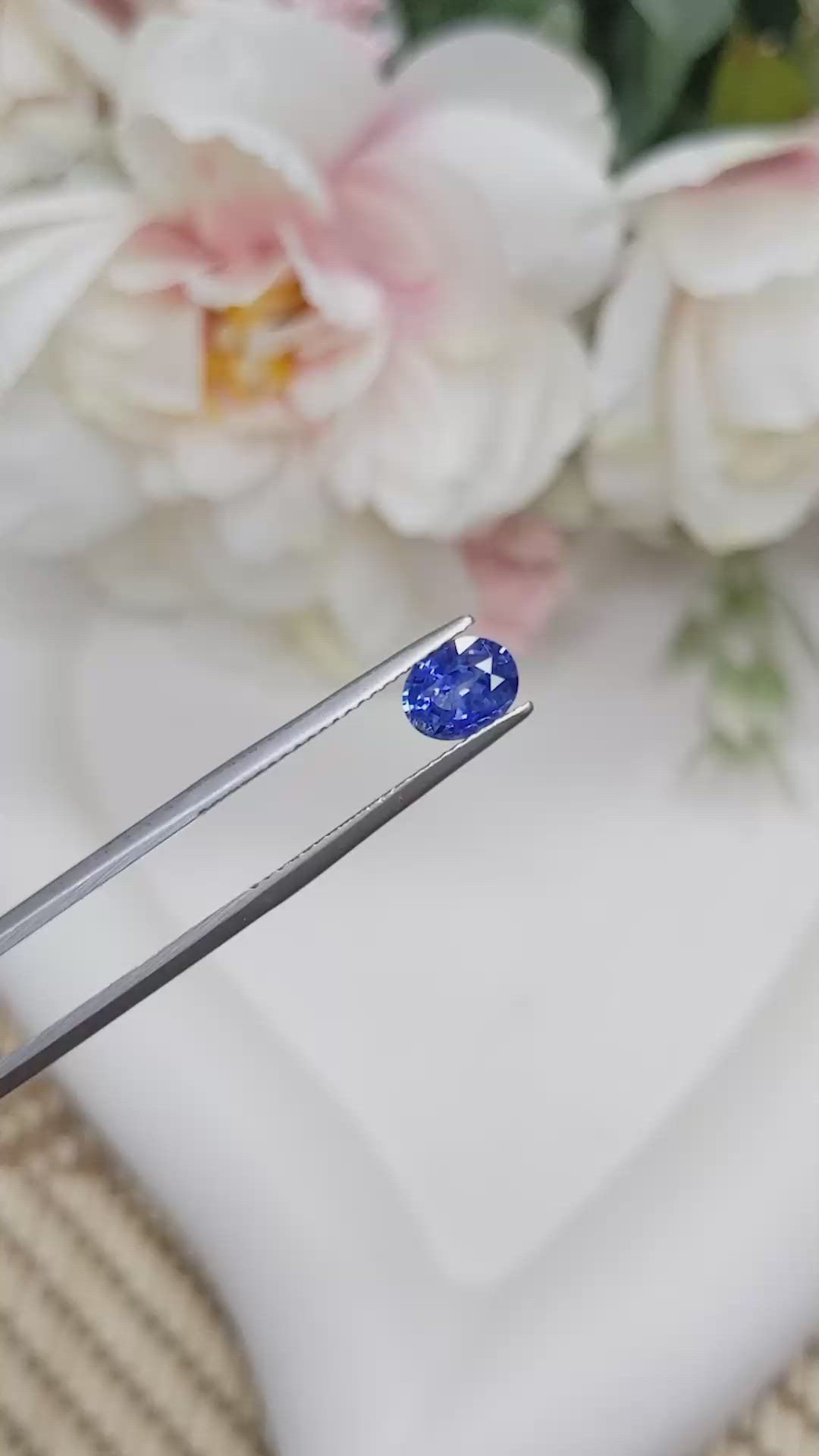 1.08 Ct. Blue Sapphire from Ceylon (Sri Lanka) Size Video