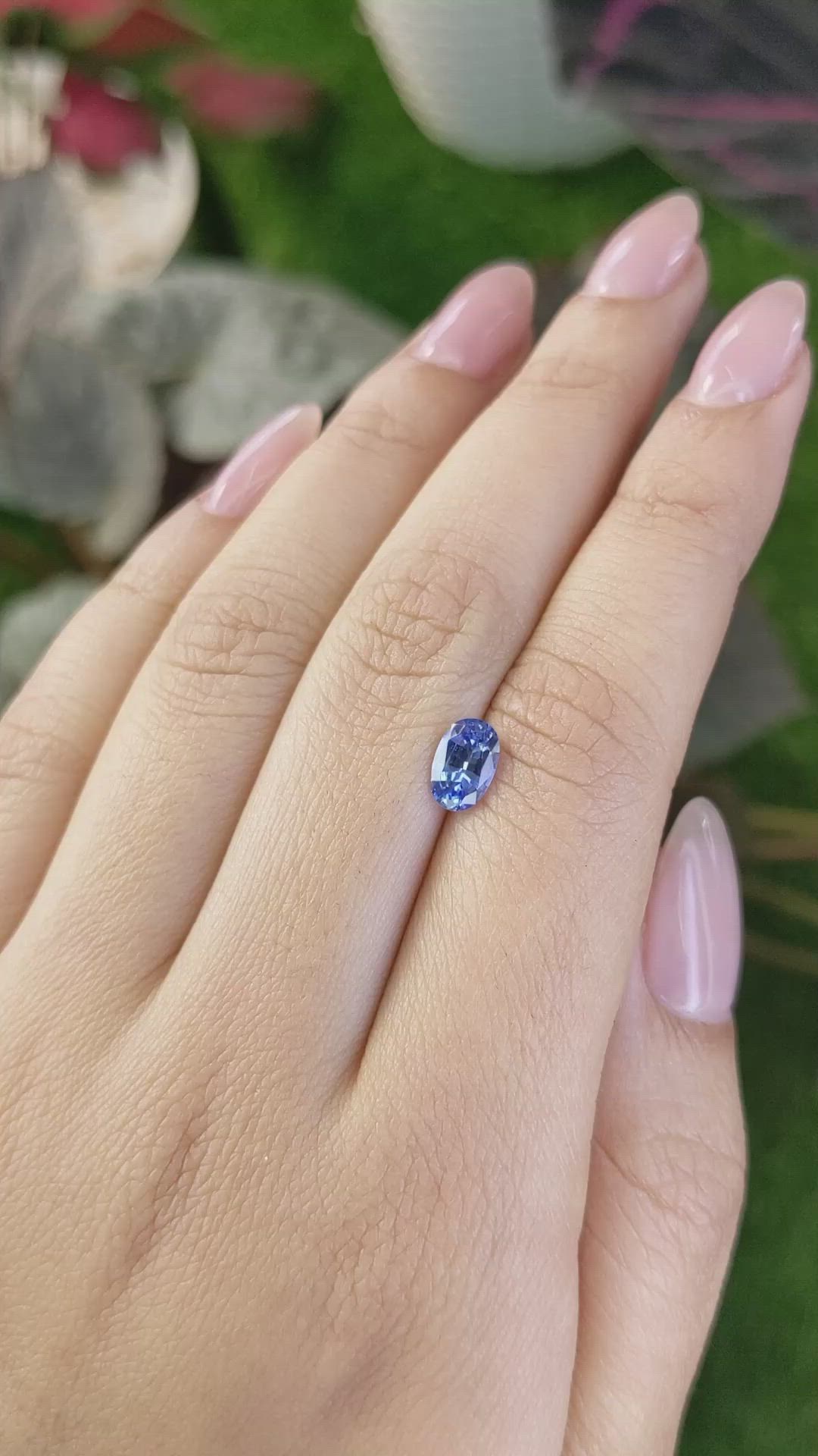 1.05 Ct. Blue Sapphire from Ceylon (Sri Lanka) Size Video