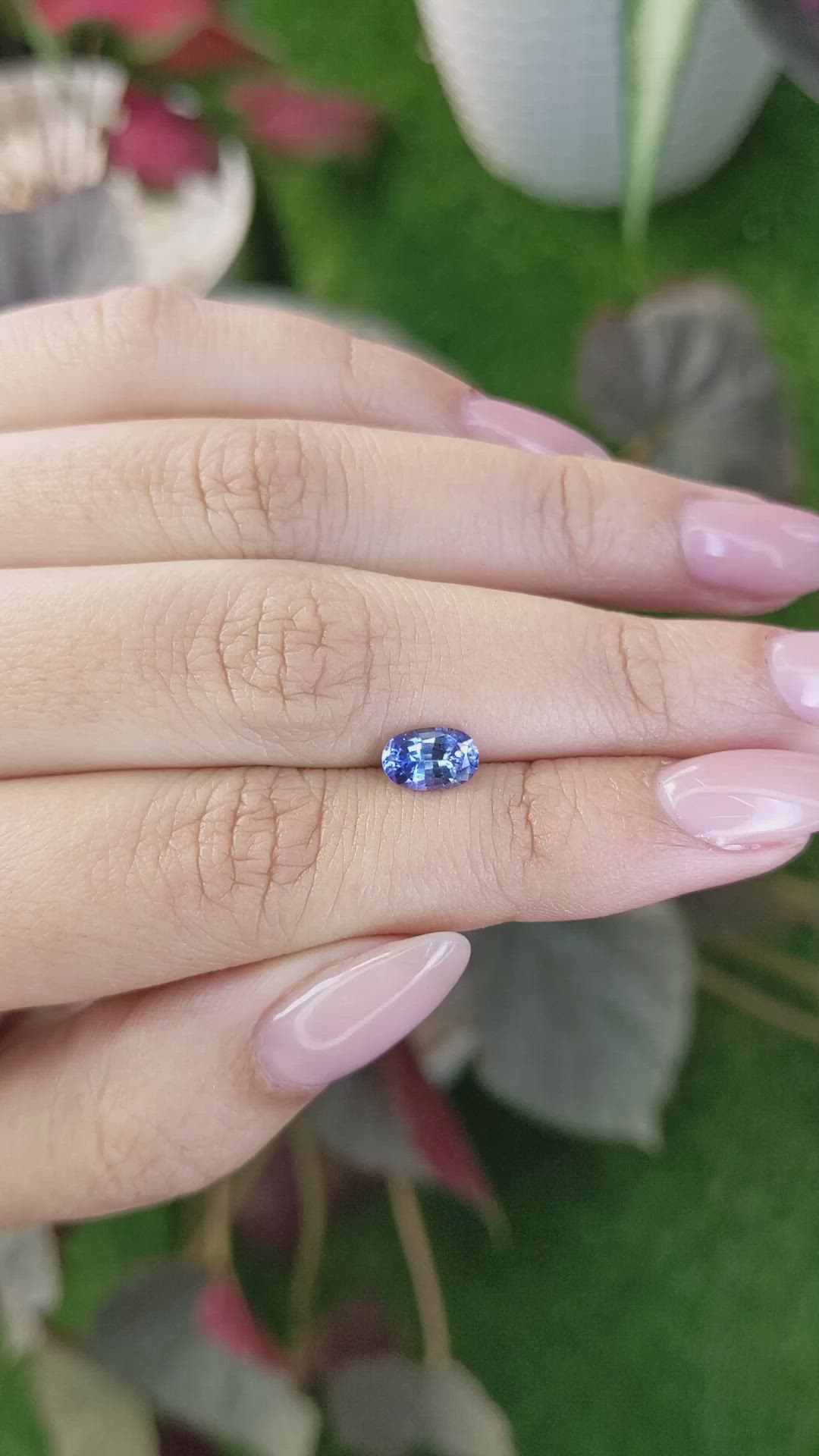 1.05 Ct. Blue Sapphire from Ceylon (Sri Lanka) Size Video