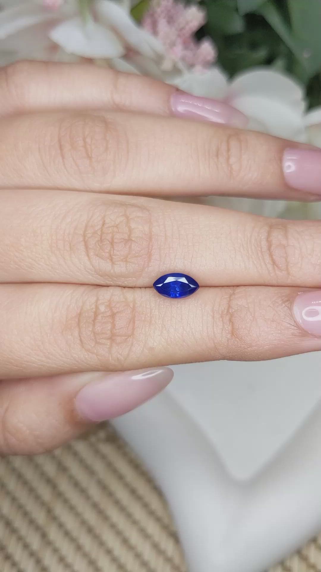 1.37 Ct. Blue Sapphire from Ceylon (Sri Lanka) Size Video