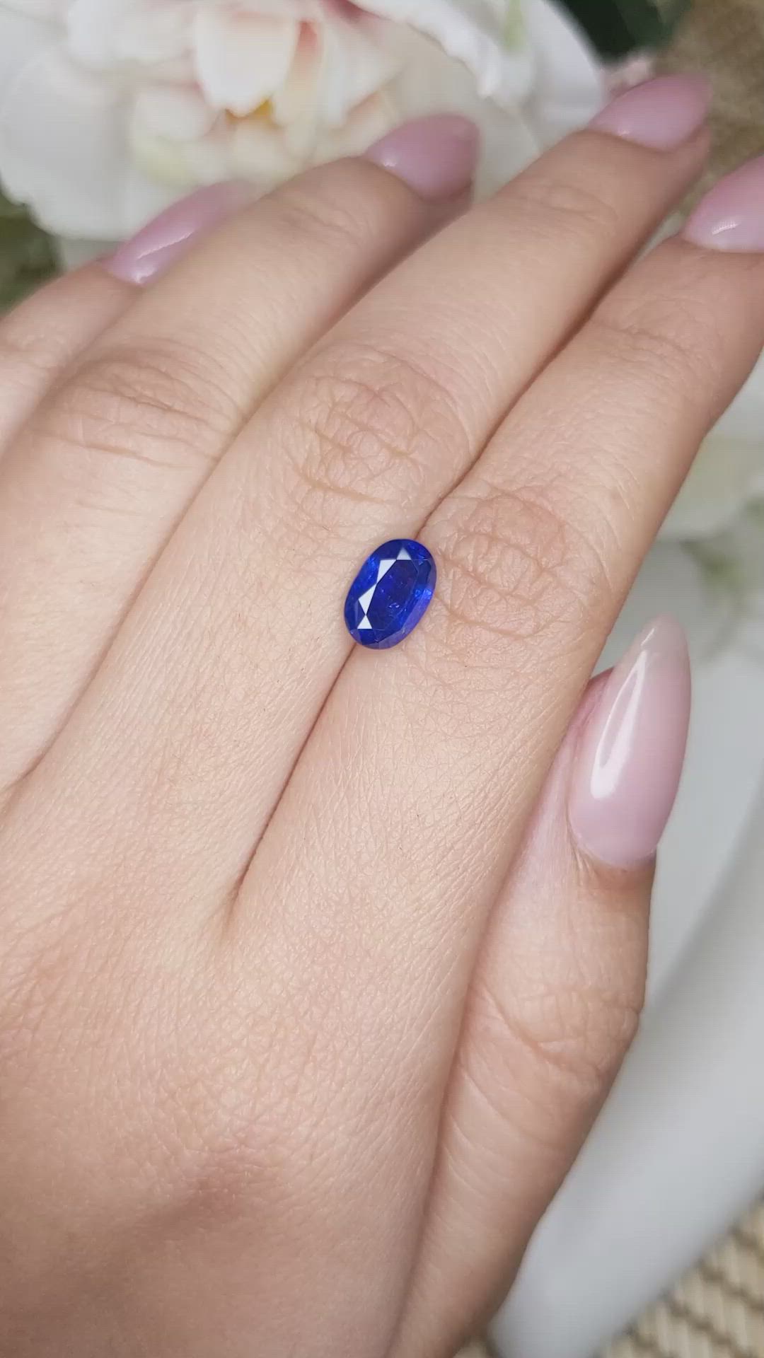 1.70 Ct. Blue Sapphire from Ceylon (Sri Lanka) Size Video