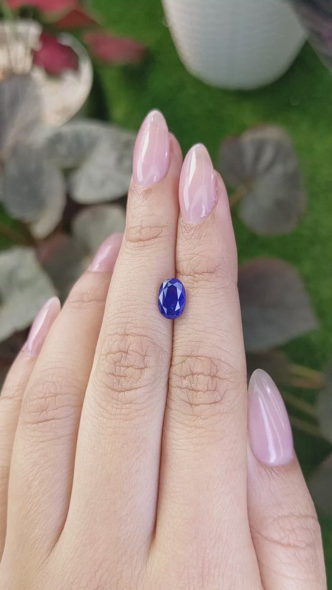 1.70 Ct. Blue Sapphire from Ceylon (Sri Lanka) Size Video