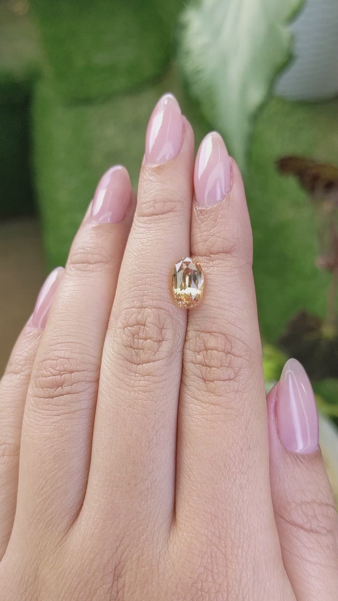 3.30 Ct. Peach Sapphire from Ceylon (Sri Lanka) Size Video