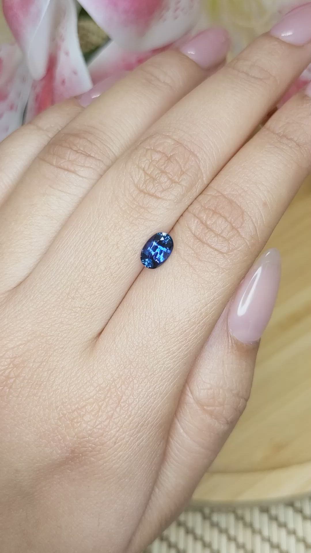 1.10 Ct. Blue Sapphire from Ceylon (Sri Lanka) Size Video