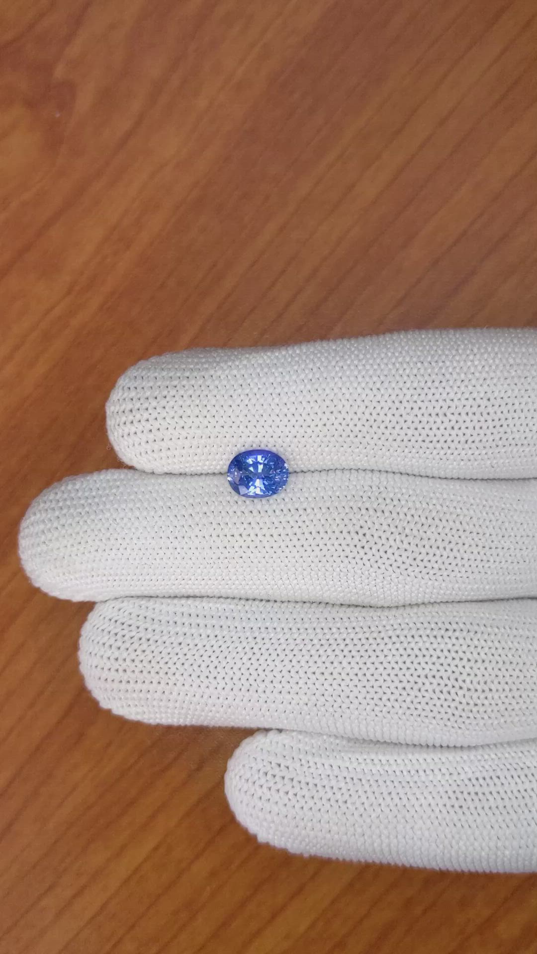 1.47 Ct. Blue Sapphire from Ceylon (Sri Lanka) Size Video