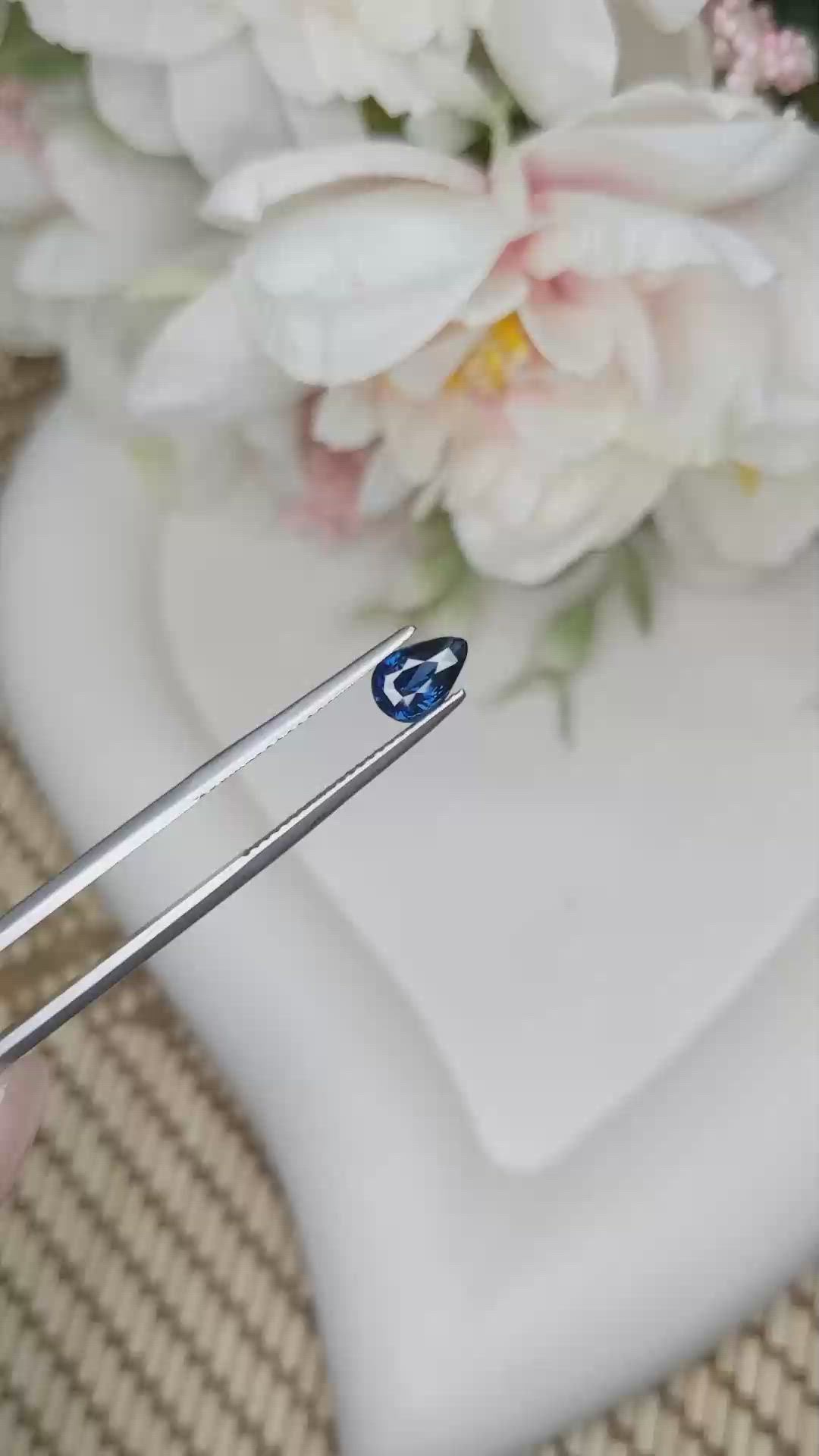 1.08 Ct. Blue Sapphire from Ceylon (Sri Lanka) Size Video