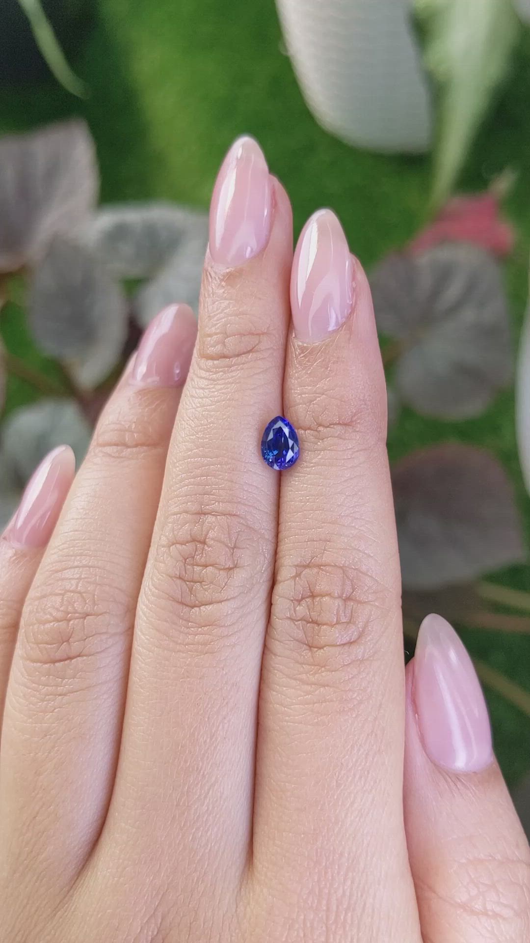 1.04 Ct. Blue Sapphire from Ceylon (Sri Lanka) Size Video