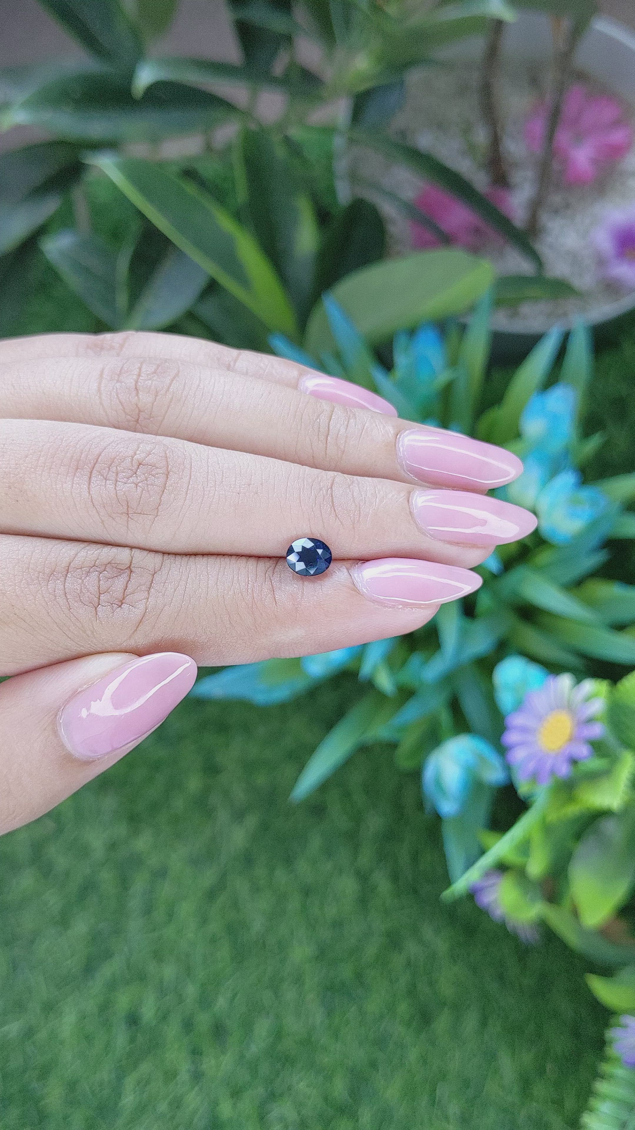 1.00 Ct. Blue Sapphire from Madagascar Size Video