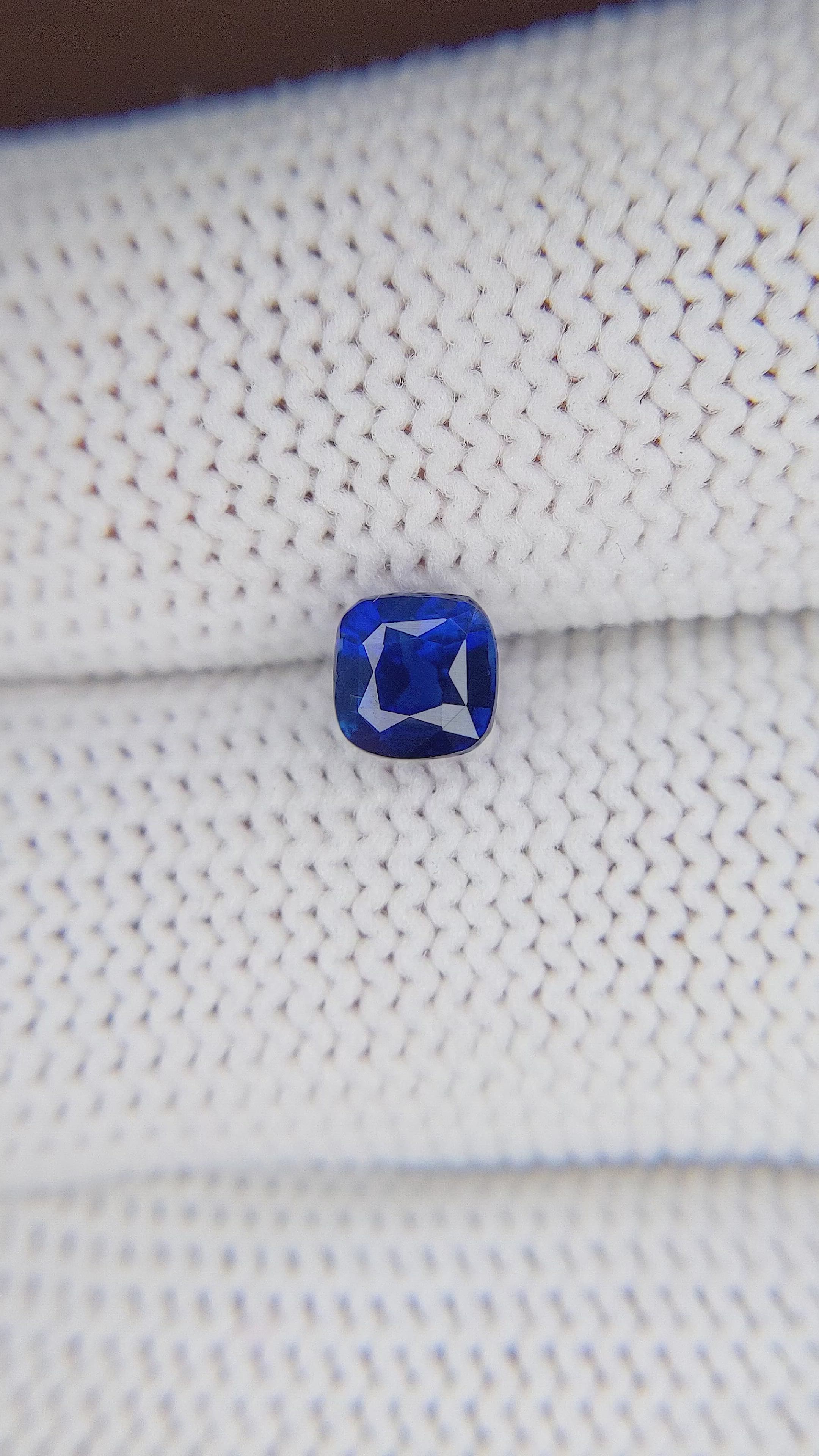 1.00 Ct. Blue Sapphire from Madagascar Size Video