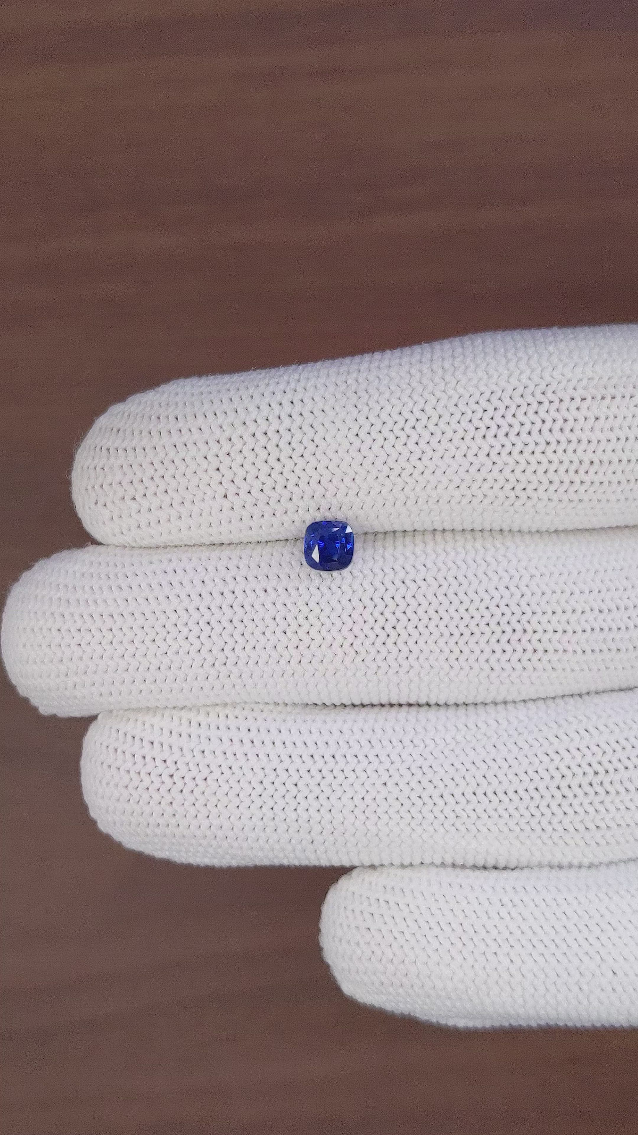 1.00 Ct. Blue Sapphire from Madagascar Size Video