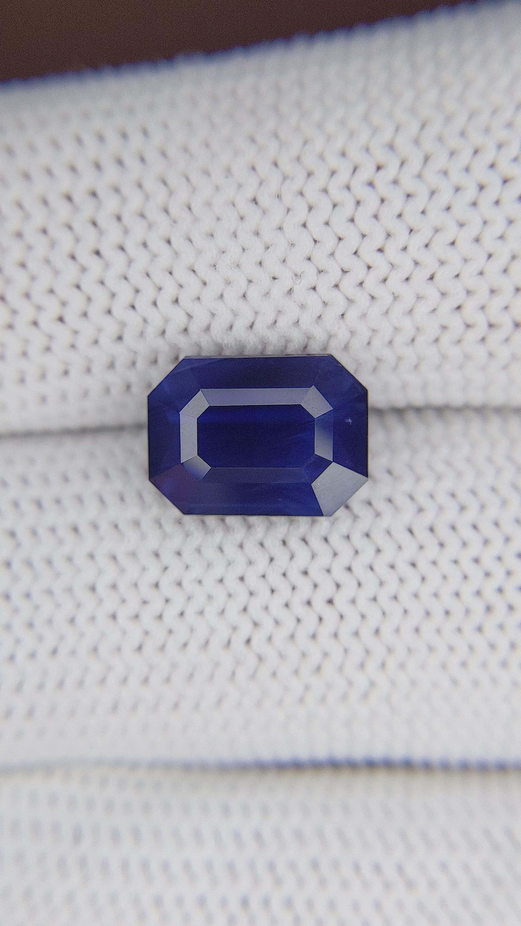 4.55 Ct. Blue Sapphire from Madagascar Size Video