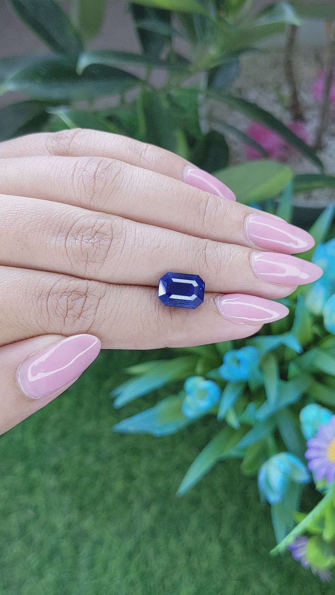 4.55 Ct. Blue Sapphire from Madagascar Size Video