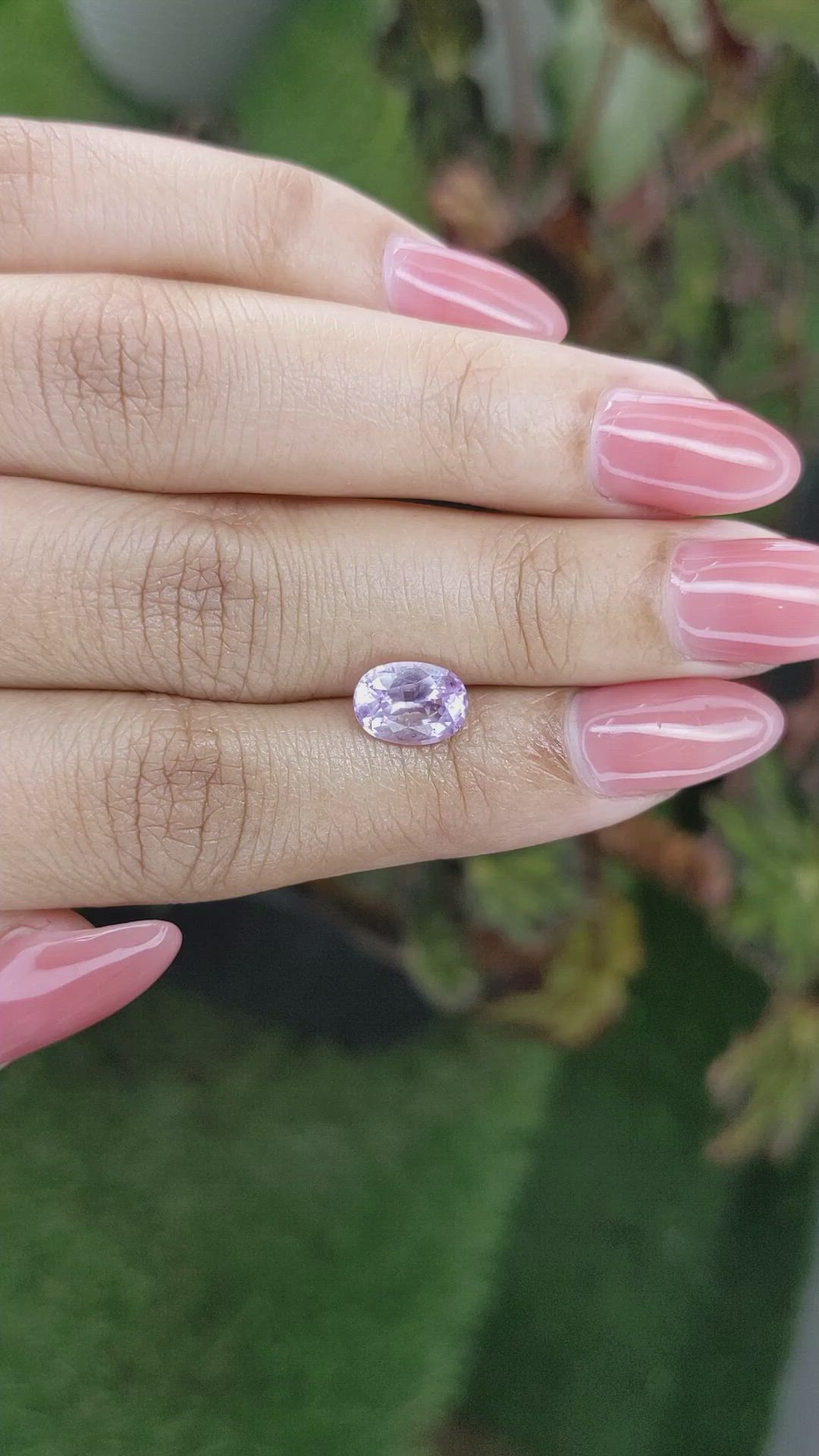 2.19 Ct. Pinkish Purple Sapphire from Ceylon (Sri Lanka) Size Video