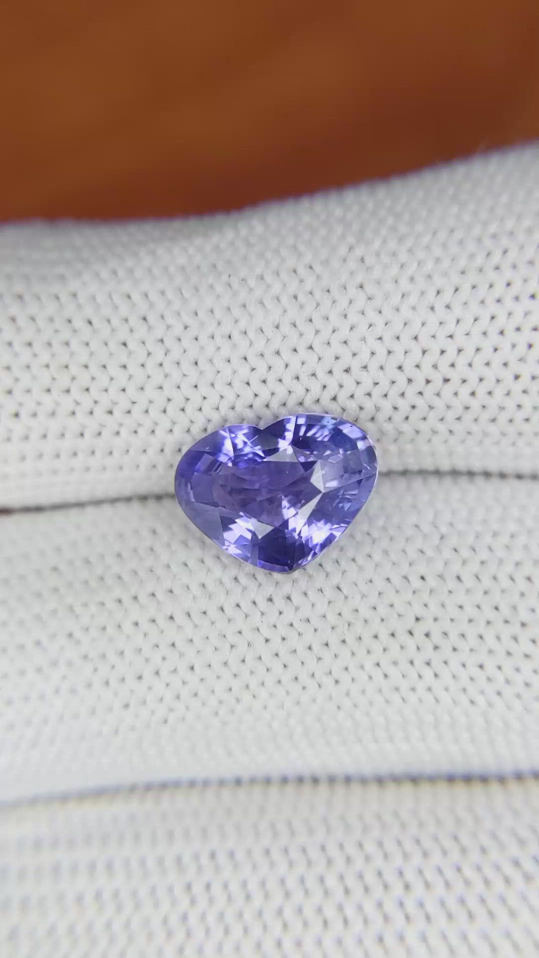 4.04 Ct. Bluish Purple Sapphire from Ceylon (Sri Lanka) Size Video