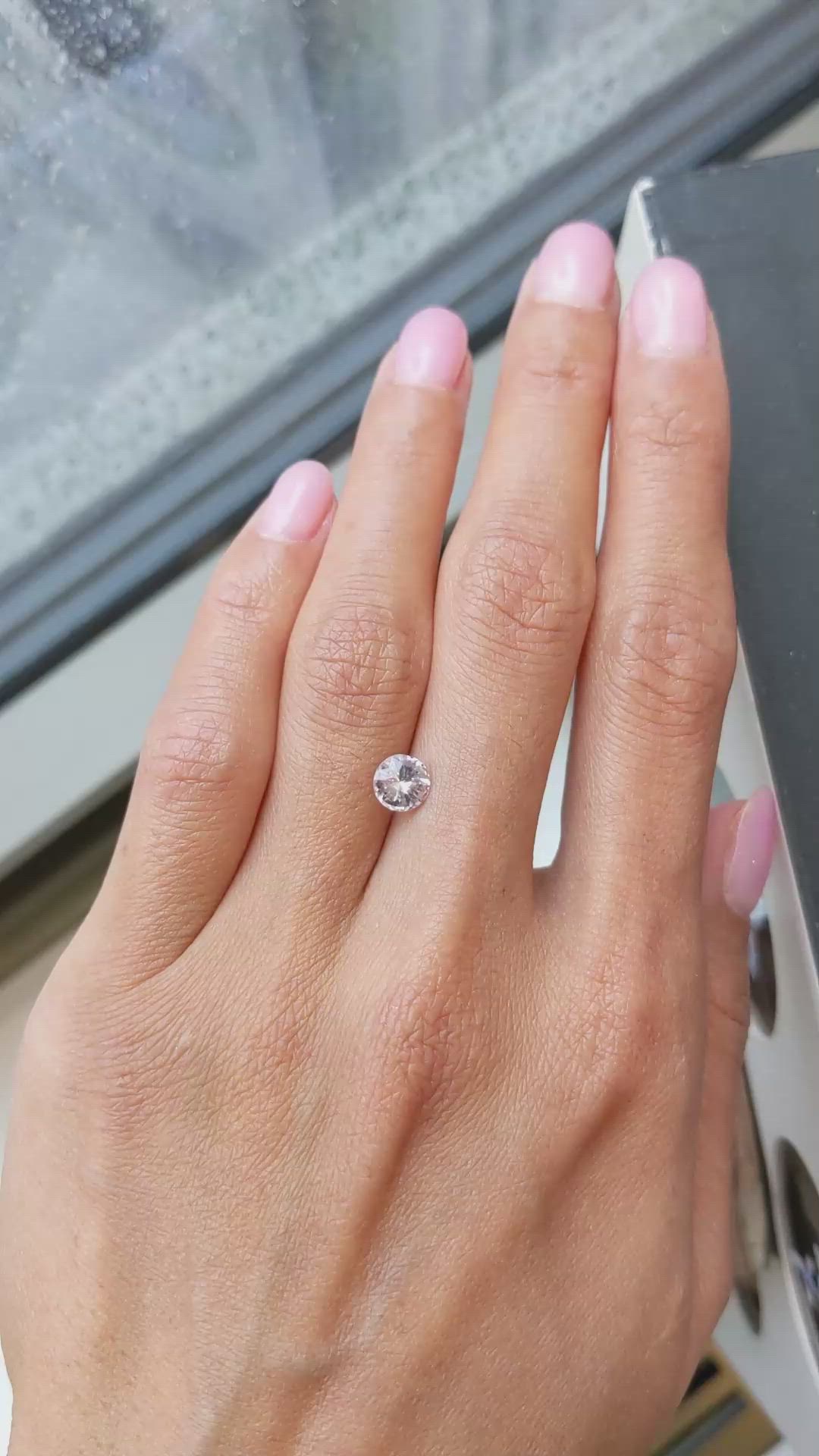 1.07 Ct. White Sapphire from Ceylon (Sri Lanka) Size Video