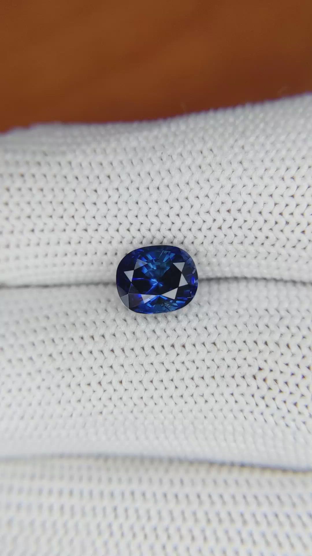 2.04 Ct. Blue Sapphire from Ceylon (Sri Lanka) Size Video