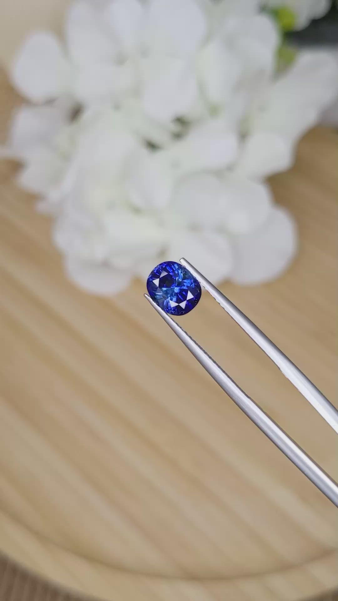 2.04 Ct. Blue Sapphire from Ceylon (Sri Lanka) Size Video
