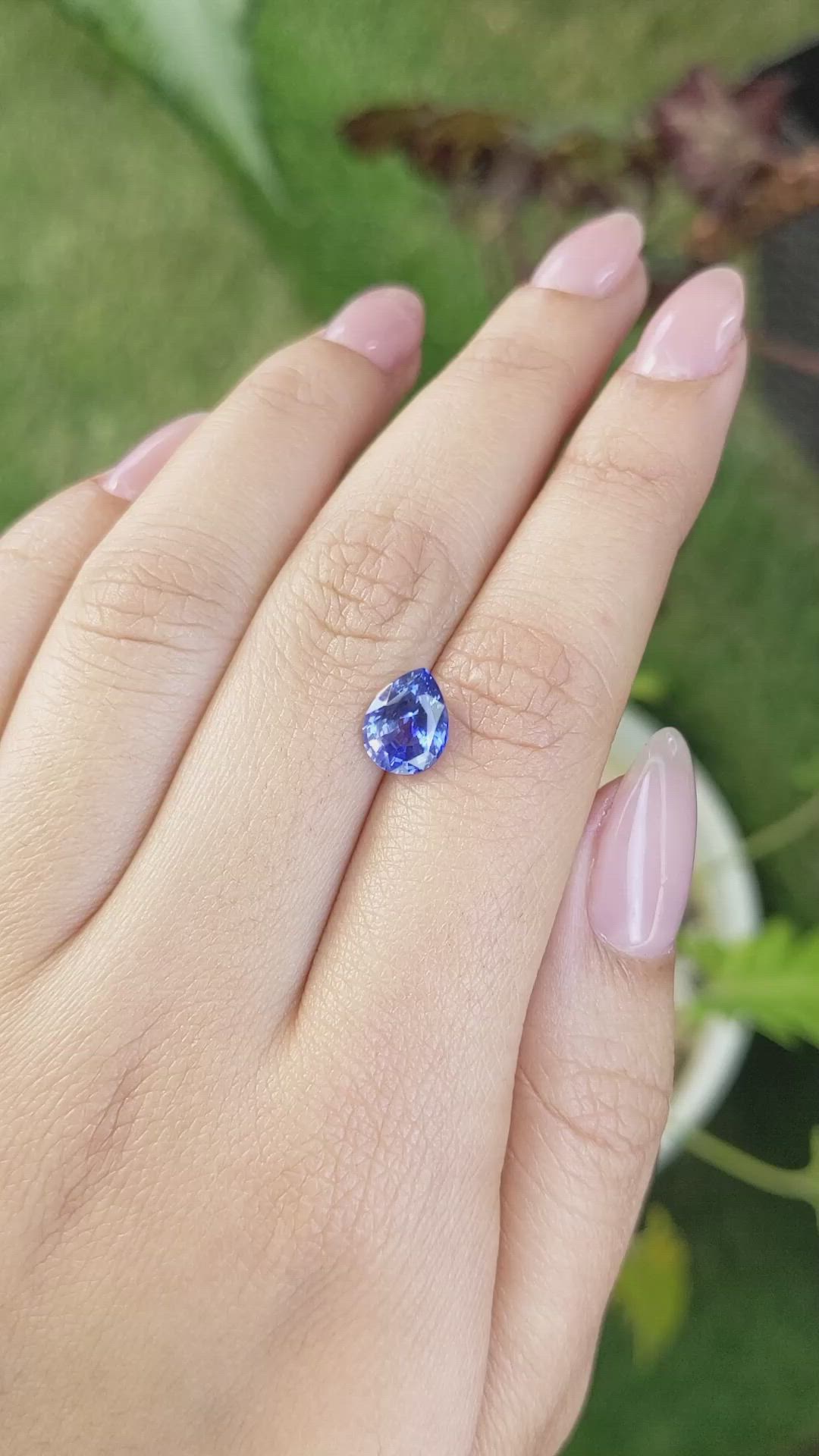 2.13 Ct. Blue Sapphire from Ceylon (Sri Lanka) Size Video