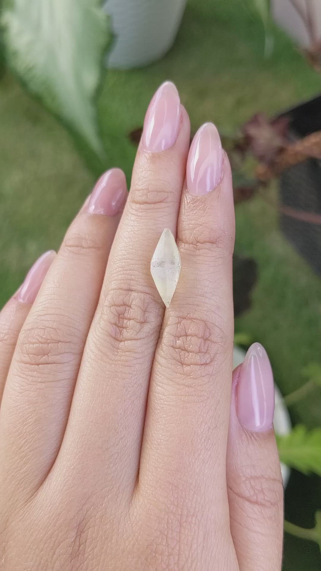 6.27 Ct. Yellow Sapphire Crystal from Ceylon (Sri Lanka) Size Video