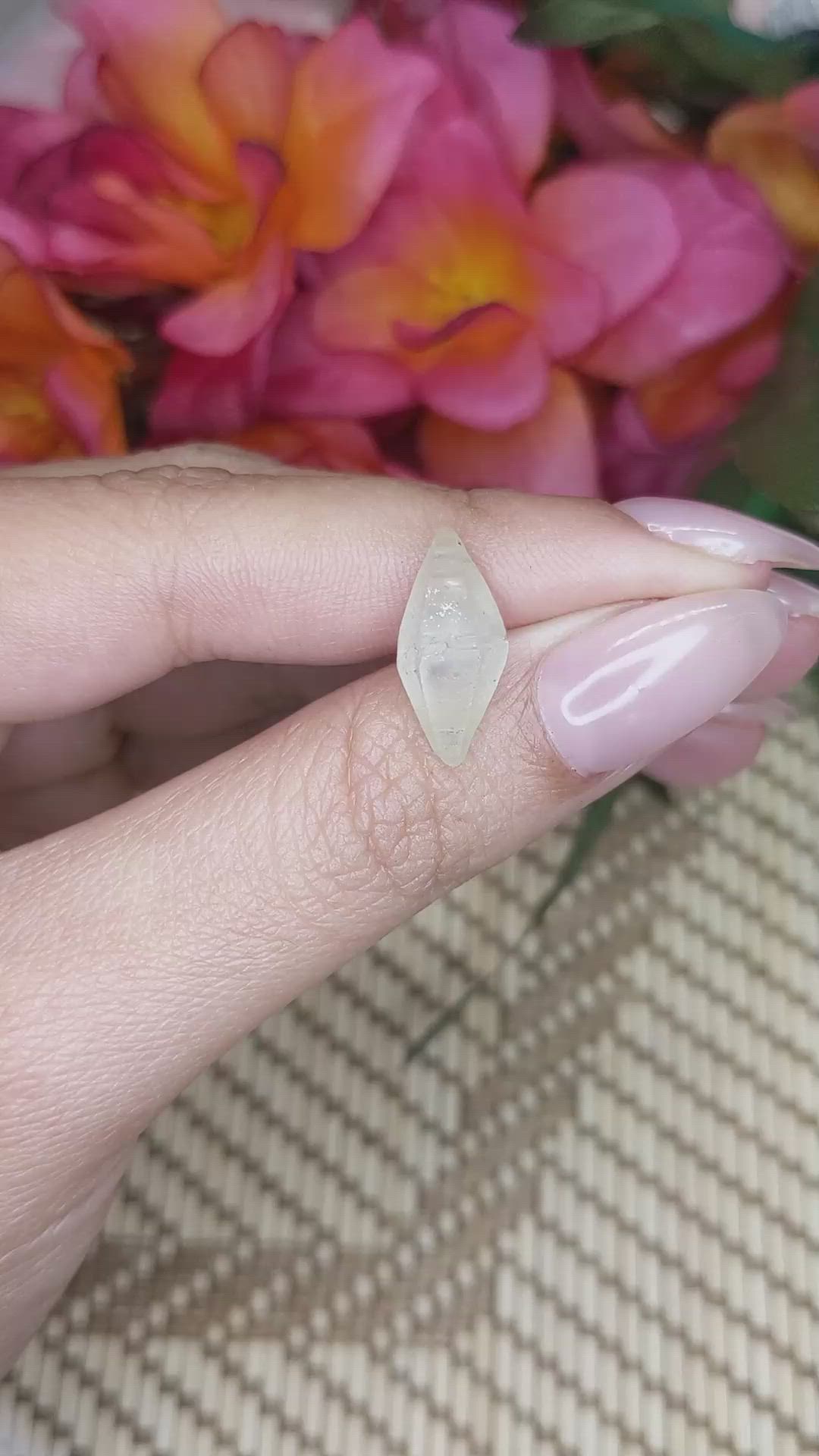 6.27 Ct. Yellow Sapphire Crystal from Ceylon (Sri Lanka) Size Video