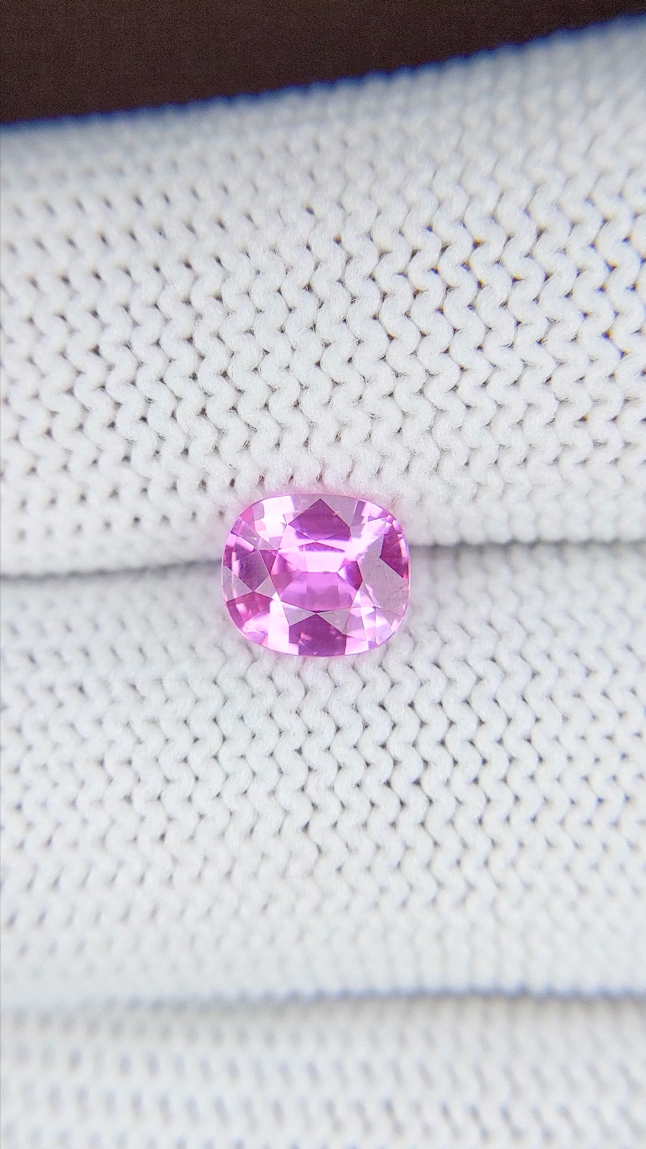 1.26 Ct. Purplish Pink Sapphire from Ceylon (Sri Lanka) Size Video