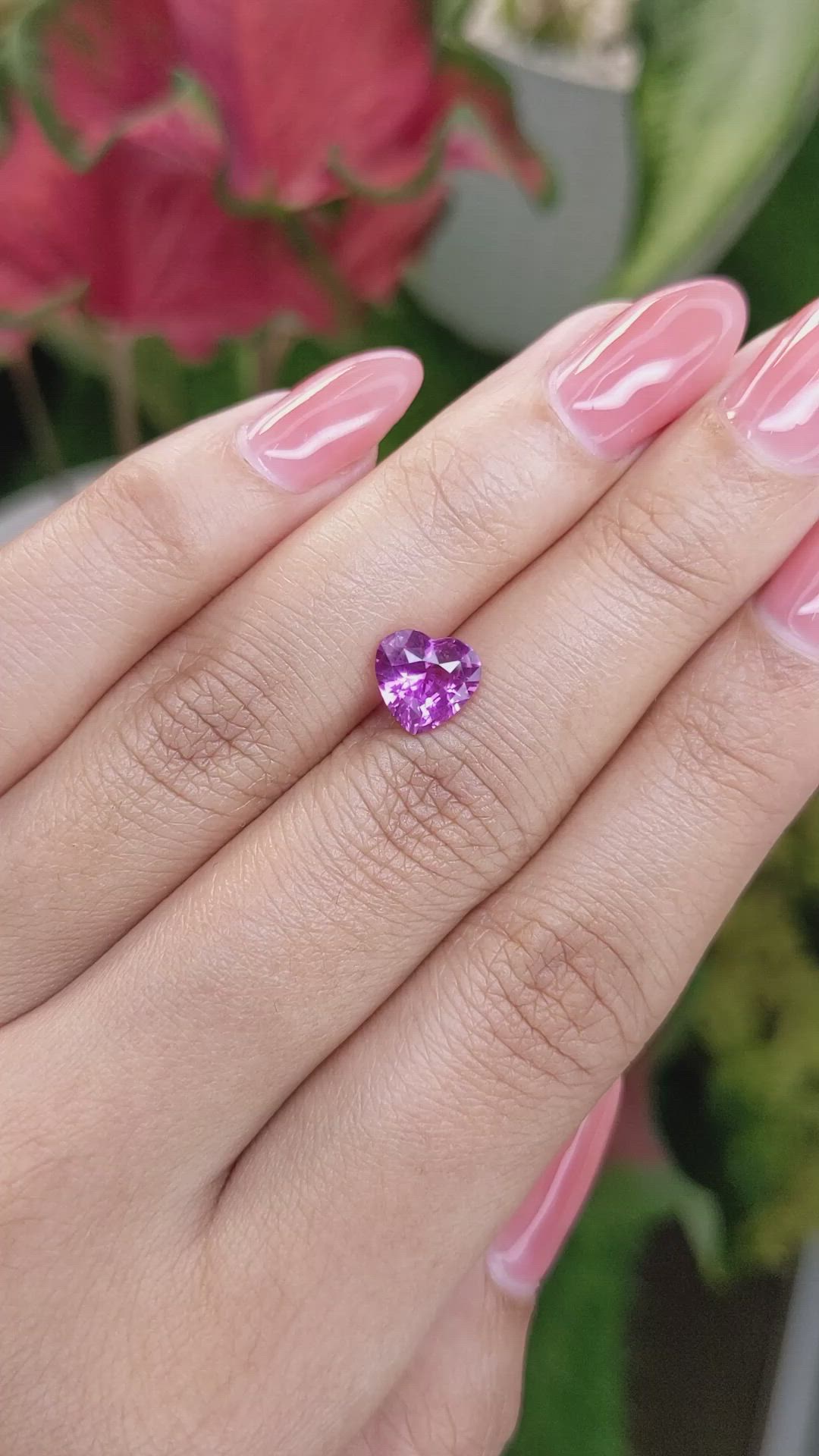 2.04 Ct. Pinkish Purple Sapphire from Ceylon (Sri Lanka) Size Video