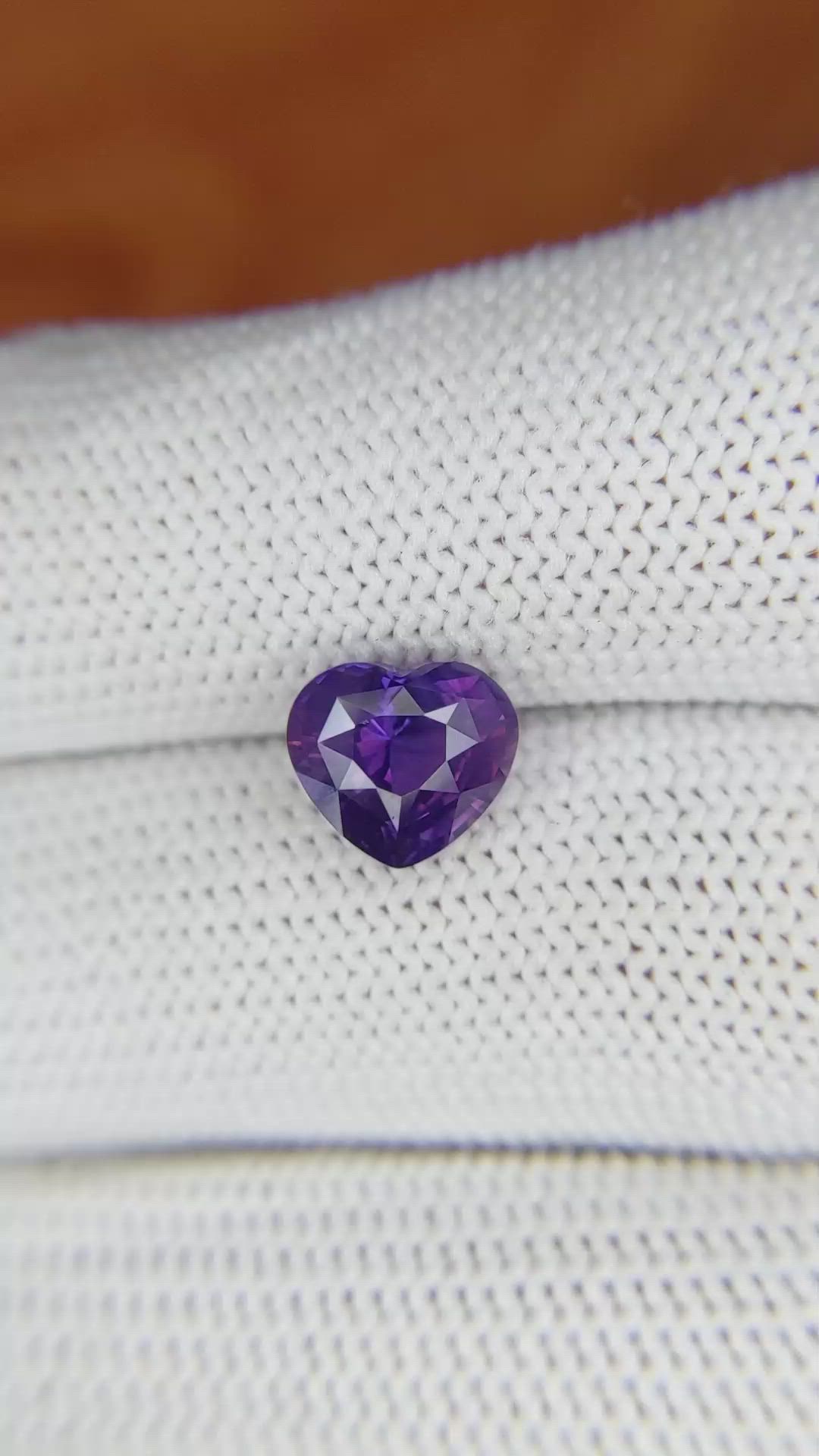 2.57 Ct. Purple Sapphire from Ceylon (Sri Lanka) Size Video