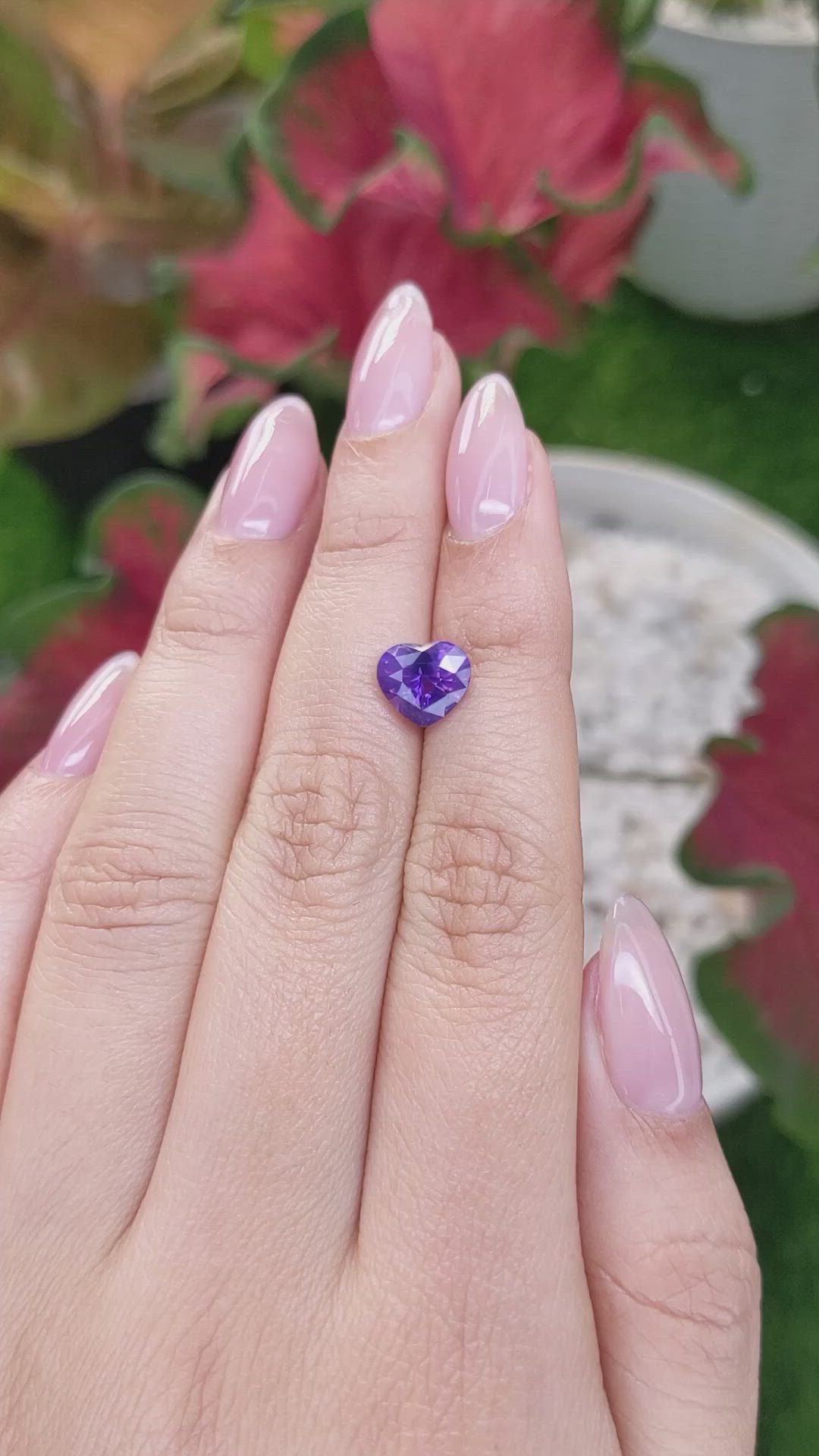 2.57 Ct. Purple Sapphire from Ceylon (Sri Lanka) Size Video