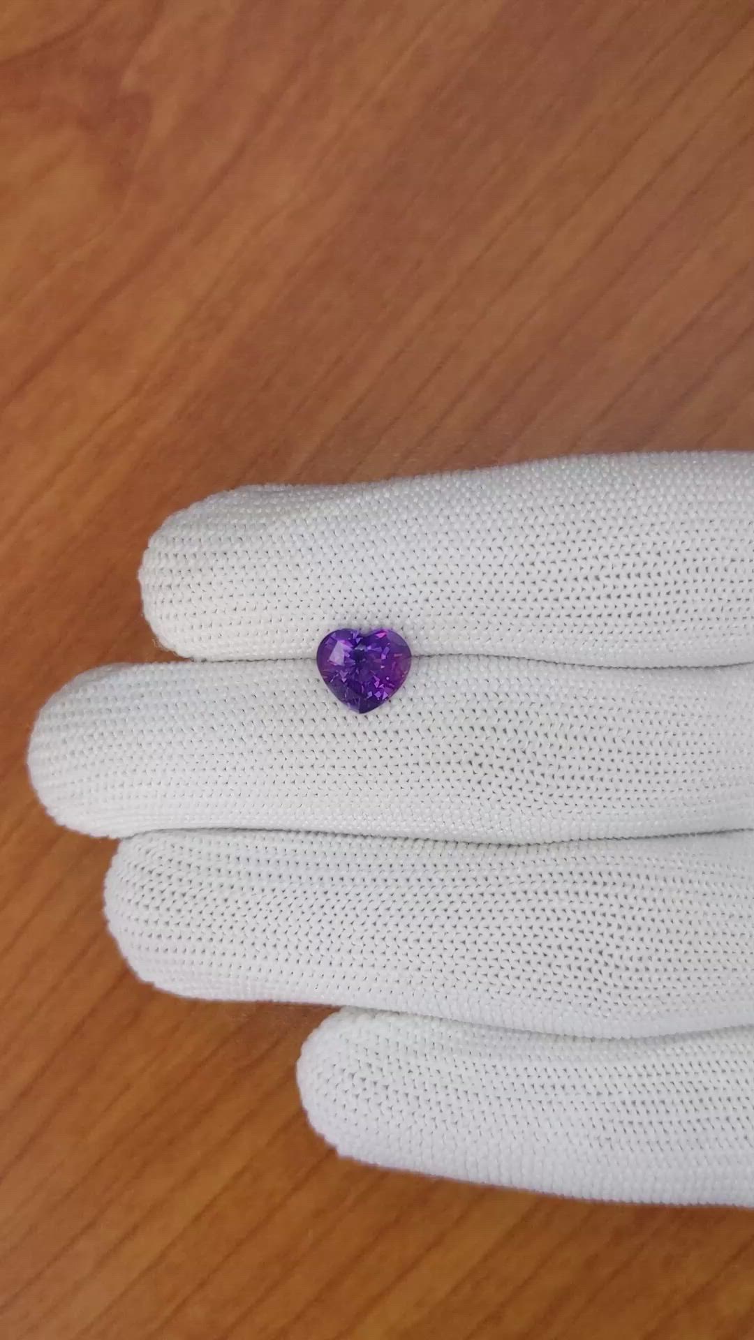 2.57 Ct. Purple Sapphire from Ceylon (Sri Lanka) Size Video