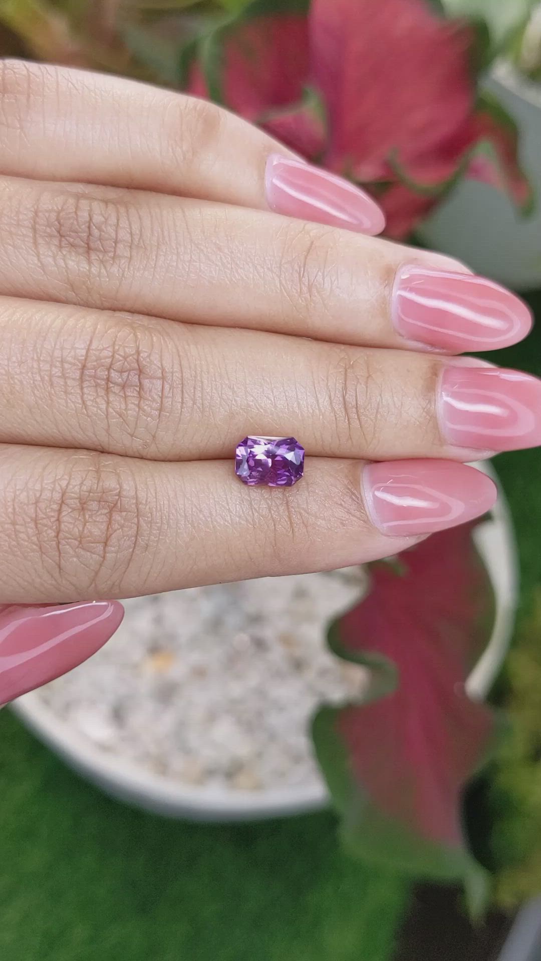 2.13 Ct. Pinkish Purple Sapphire from Ceylon (Sri Lanka) Size Video