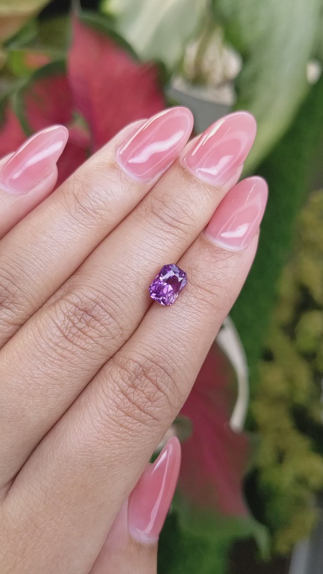 2.13 Ct. Pinkish Purple Sapphire from Ceylon (Sri Lanka) Size Video