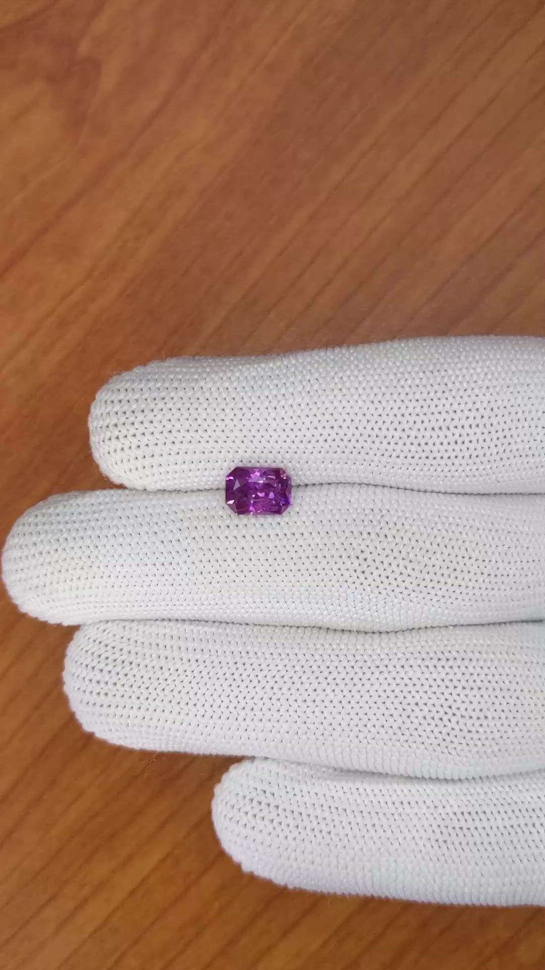 2.13 Ct. Pinkish Purple Sapphire from Ceylon (Sri Lanka) Size Video