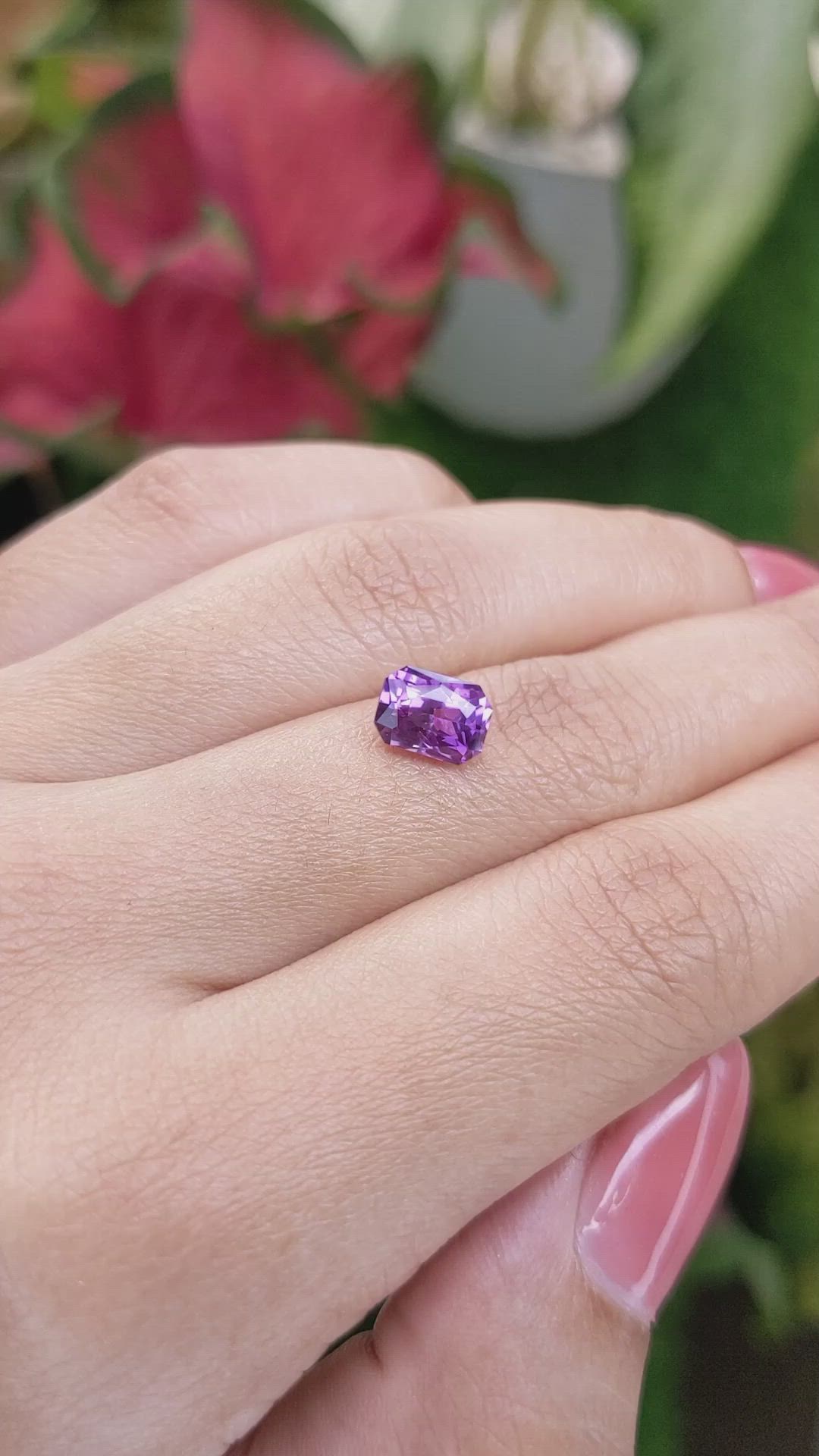 2.13 Ct. Pinkish Purple Sapphire from Ceylon (Sri Lanka) Size Video