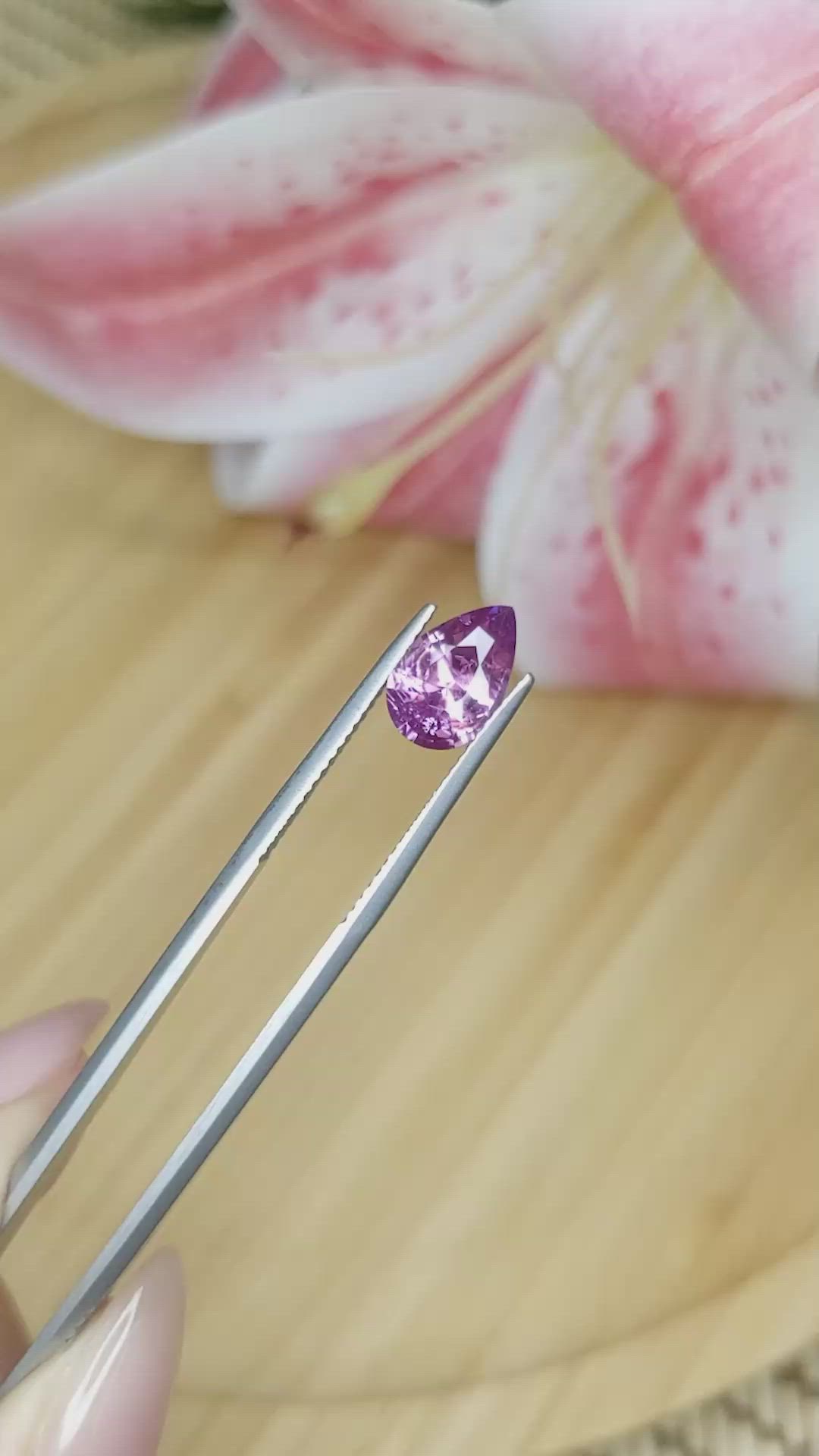 2.19 Ct. Pinkish Purple Sapphire from Ceylon (Sri Lanka) Size Video