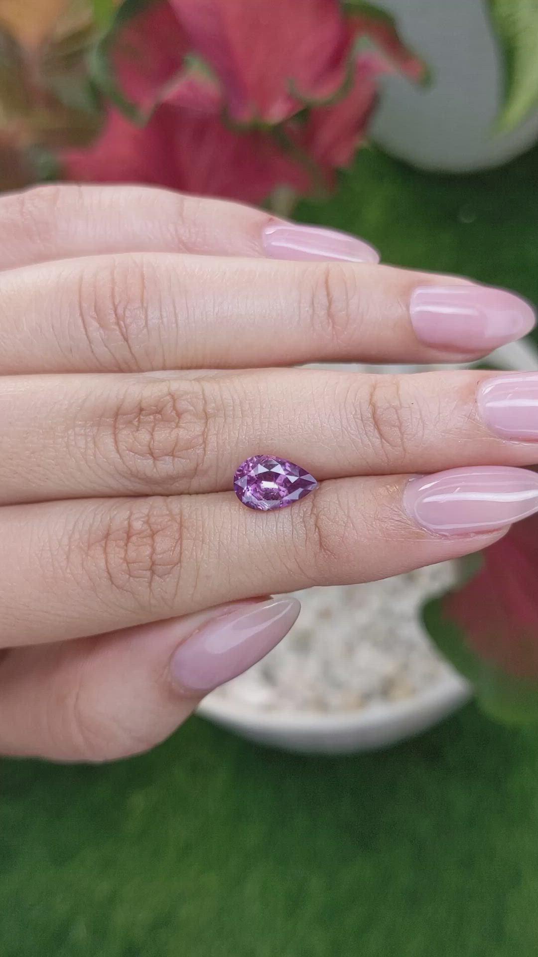 2.19 Ct. Pinkish Purple Sapphire from Ceylon (Sri Lanka) Size Video