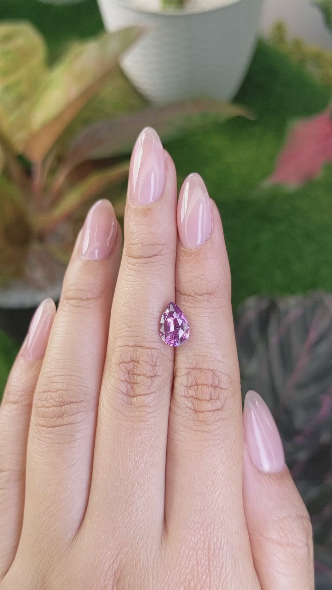 2.19 Ct. Pinkish Purple Sapphire from Ceylon (Sri Lanka) Size Video